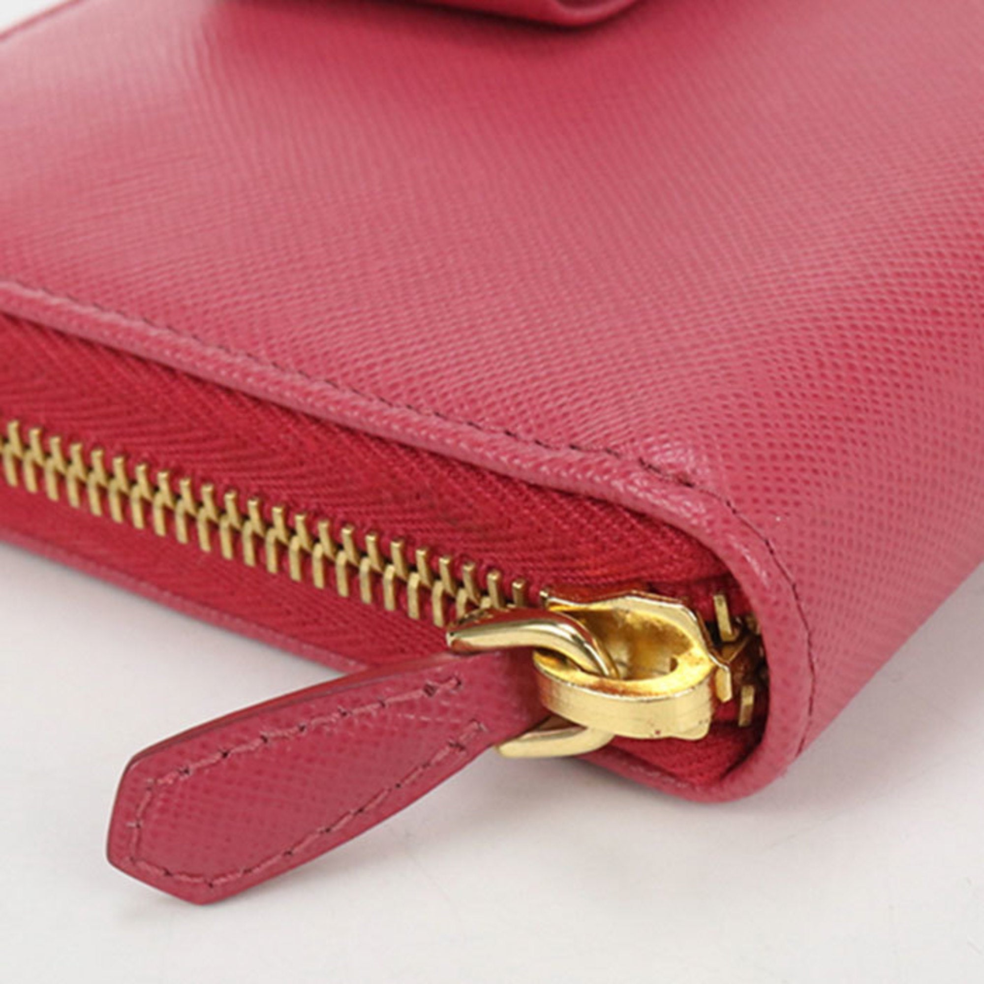 Prada Pink Leather Long Wallet (Bi-Fold) (Pre-Owned)