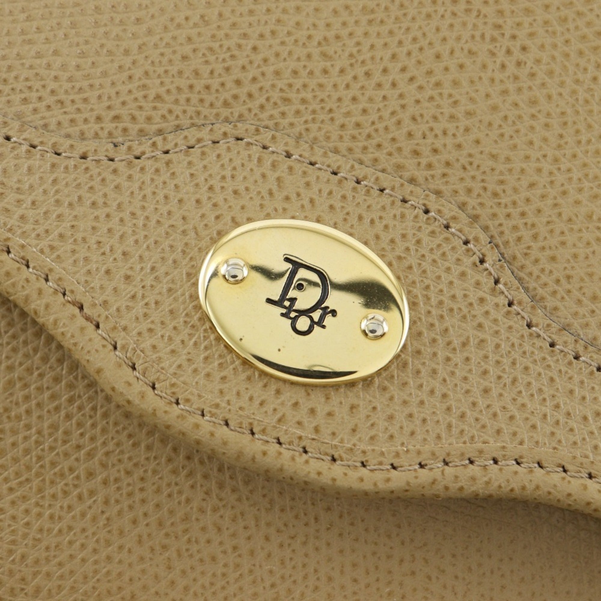 Christian Dior Beige Leather Shoulder Bag (Pre-Owned)