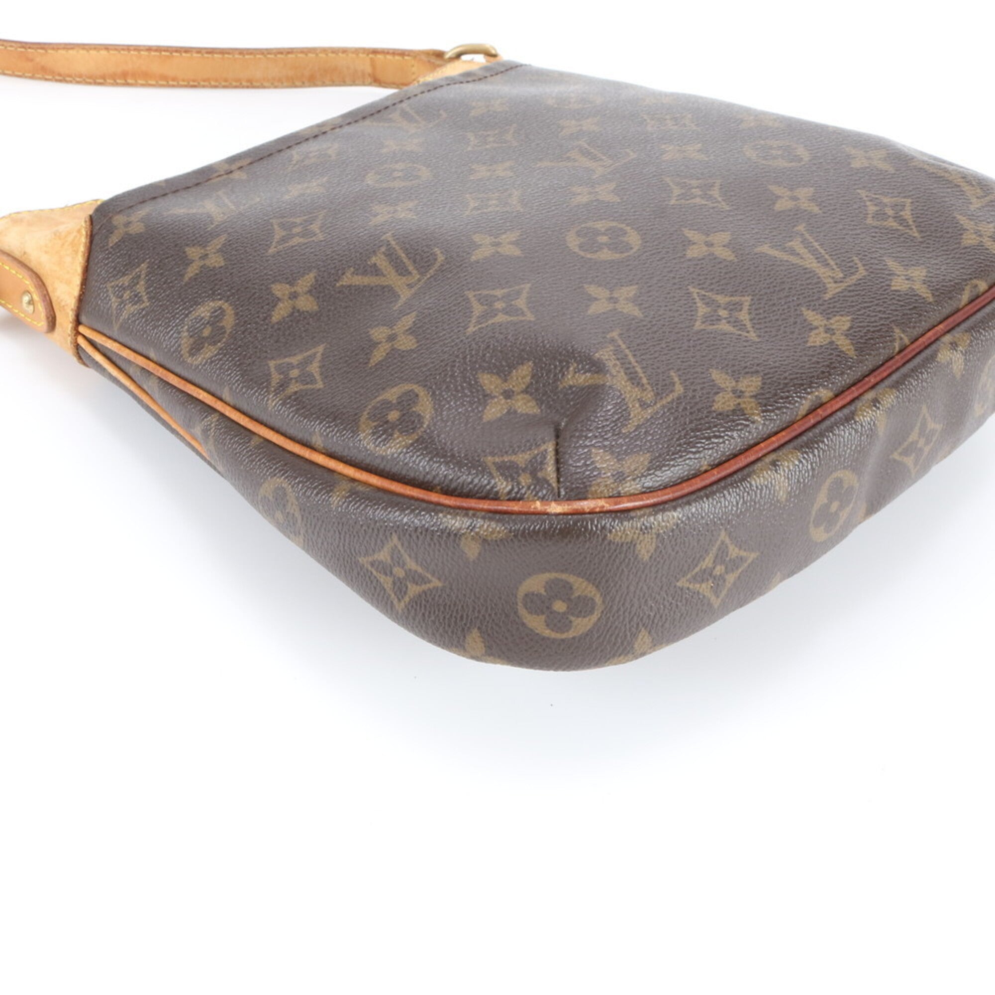 Louis Vuitton Brown Coated Canvas Leather Shoulder Bag (Pre-Owned)