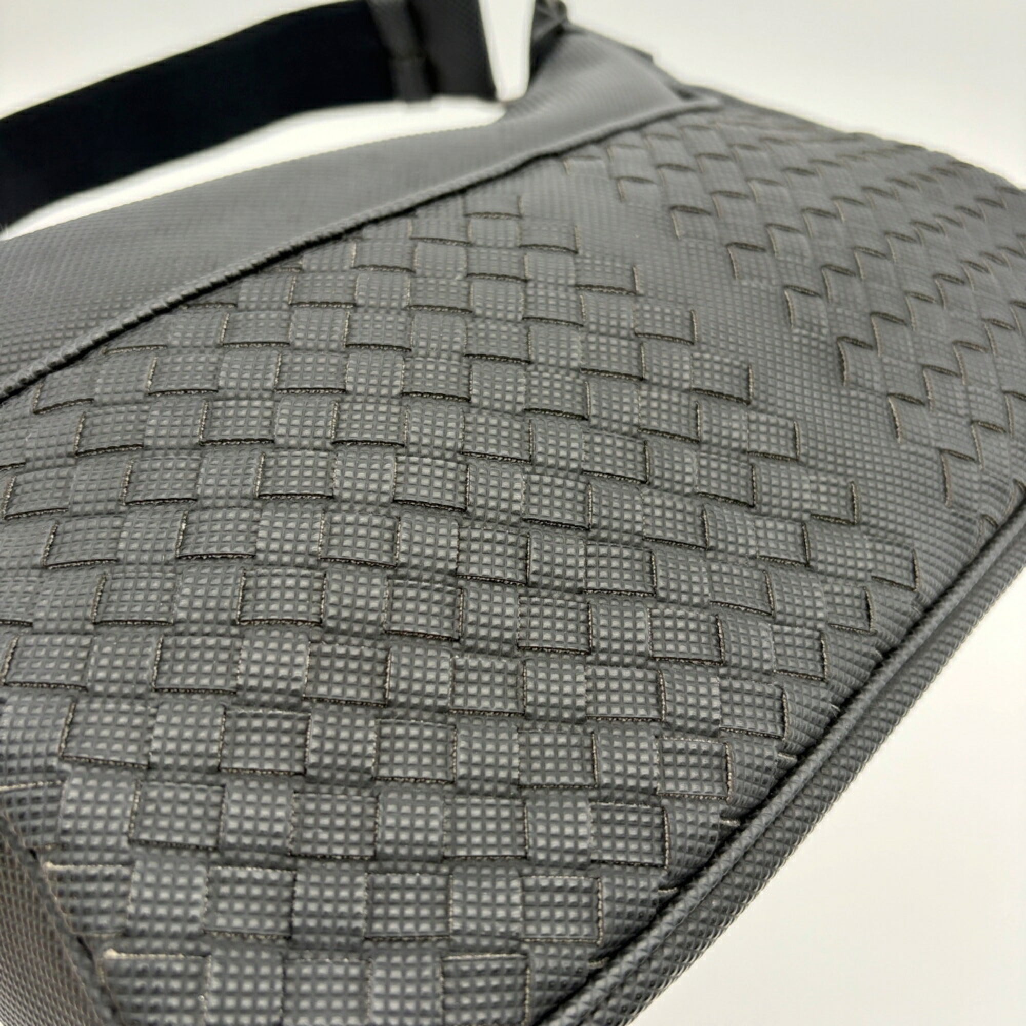 Bottega Veneta Black Pvc Shoulder Bag (Pre-Owned)