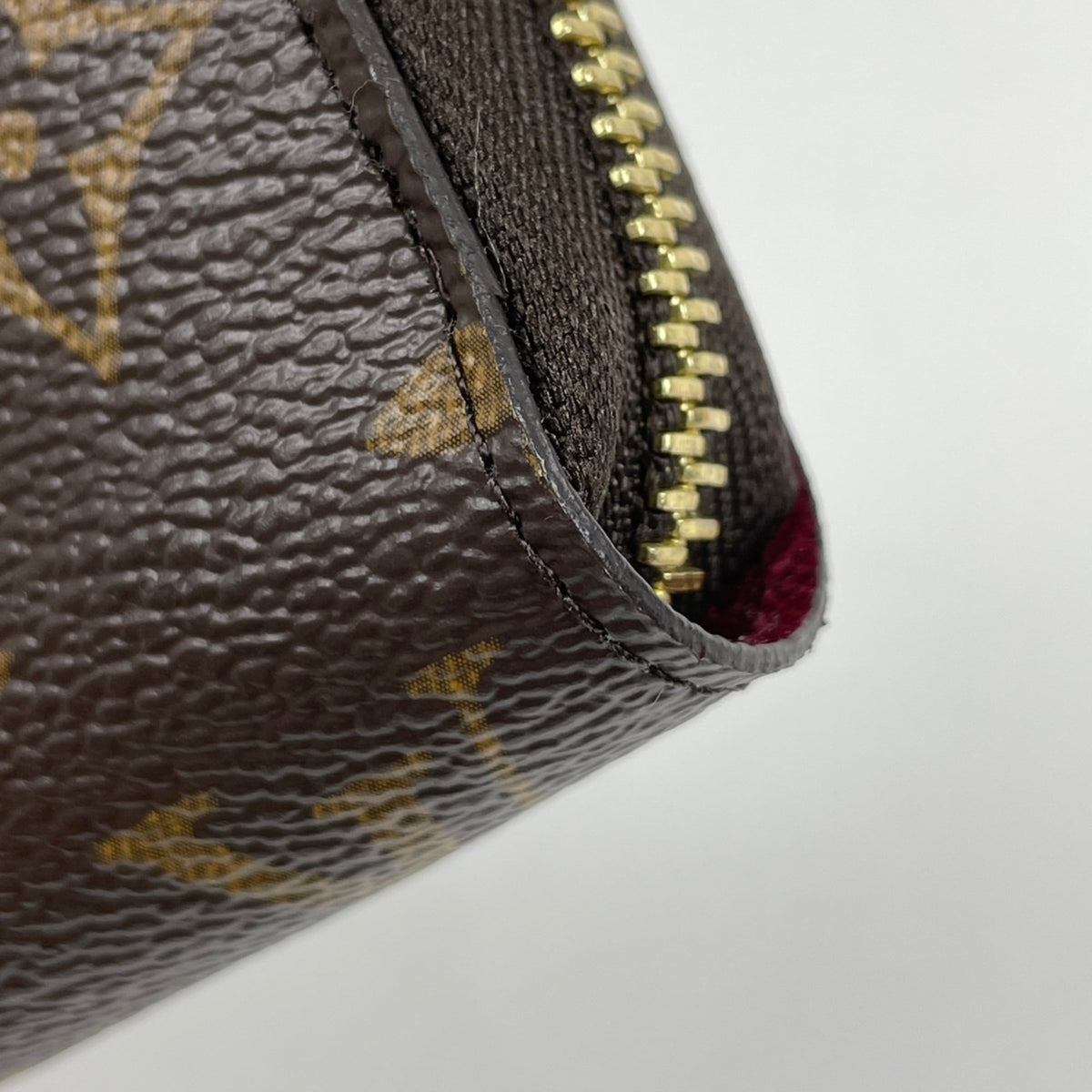 Louis Vuitton Brown Fuchsia Monogram Long Wallet (Bi-Fold) (Pre-Owned)