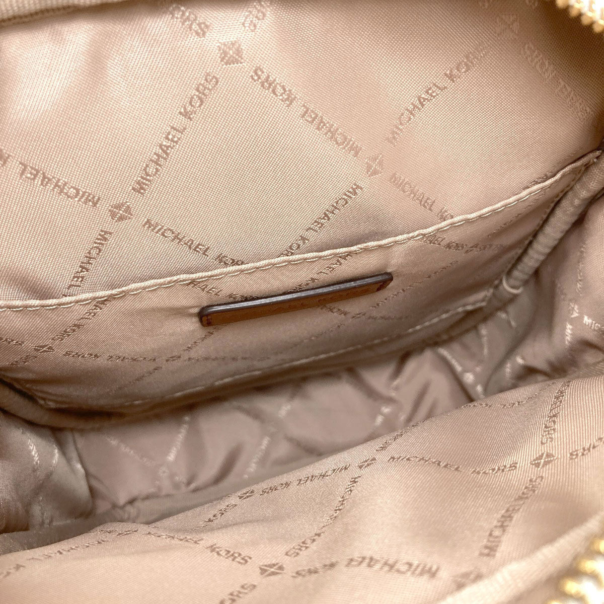 Michael Kors Beige Pvc Shoulder Bag (Pre-Owned)