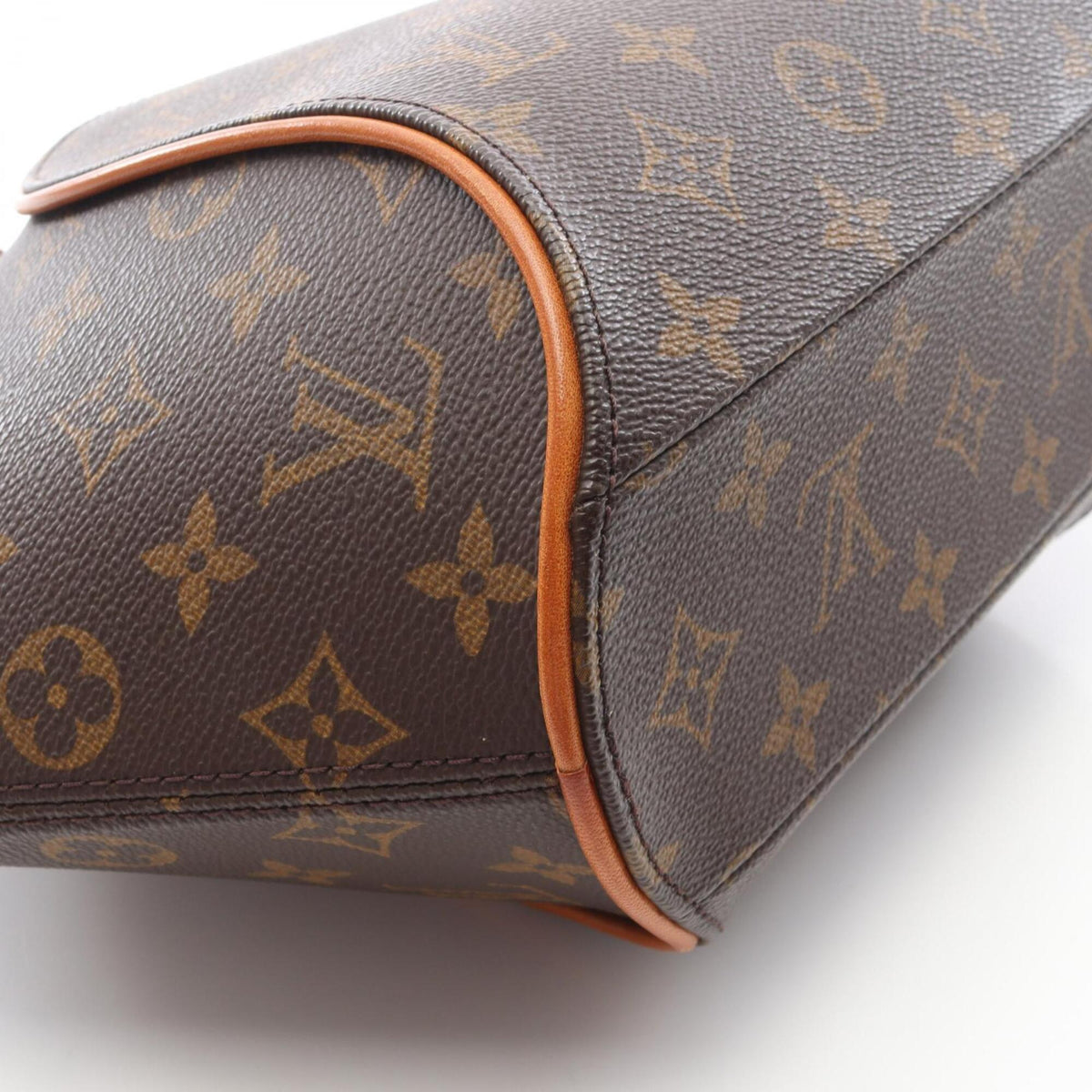 Louis Vuitton Brown Coated Canvas Leather Handbag (Pre-Owned)