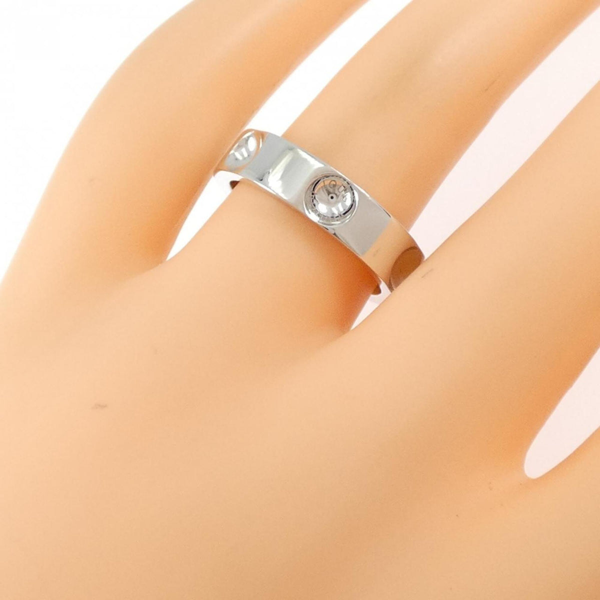 Louis Vuitton White Gold (18K) Band Ring (Pre-Owned)