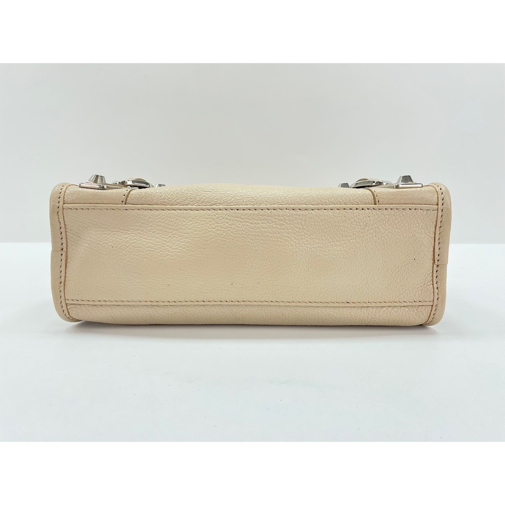 Balenciaga Beige Handbag (Pre-Owned)