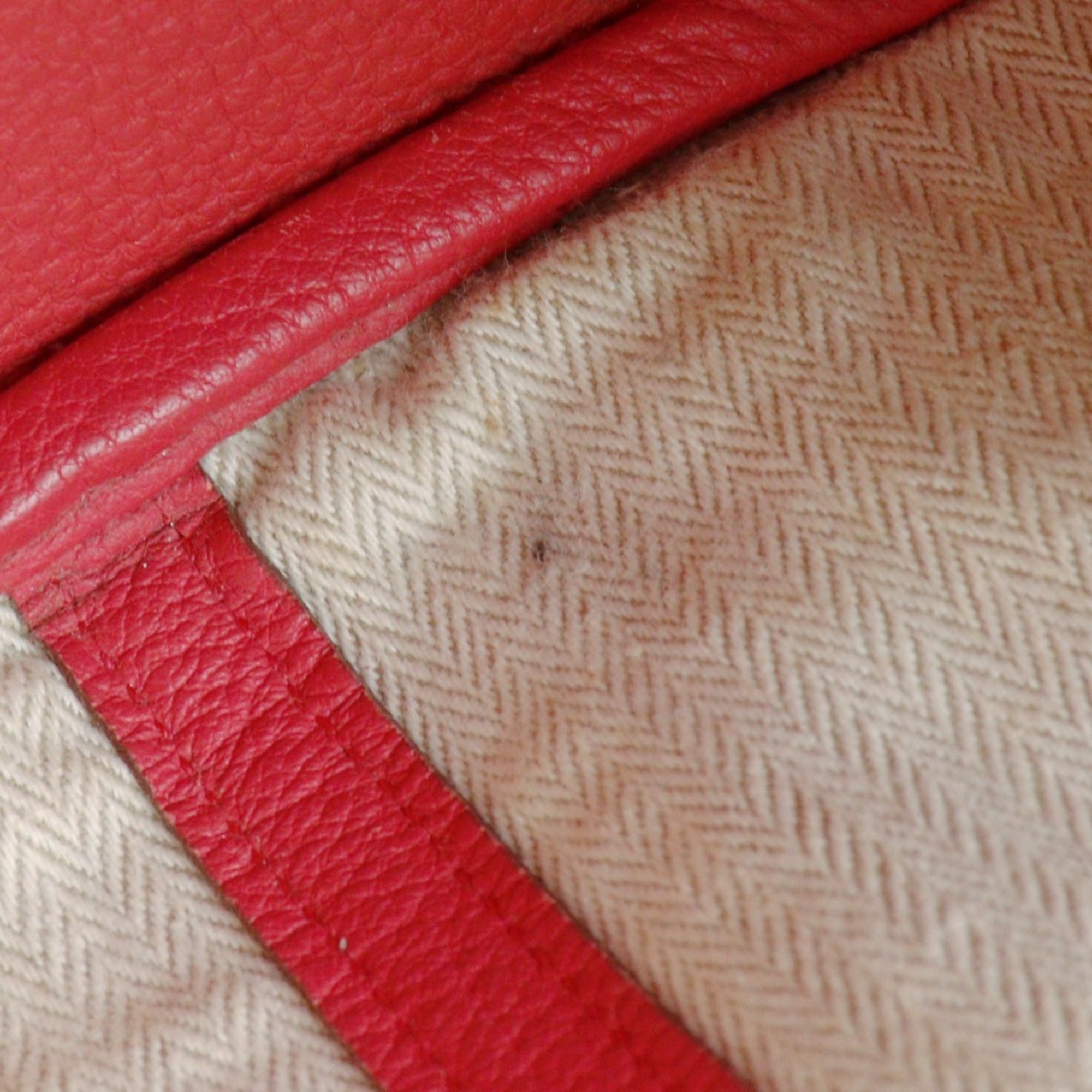 Hermes Pink Negonda Leather Tote Bag (Pre-Owned)