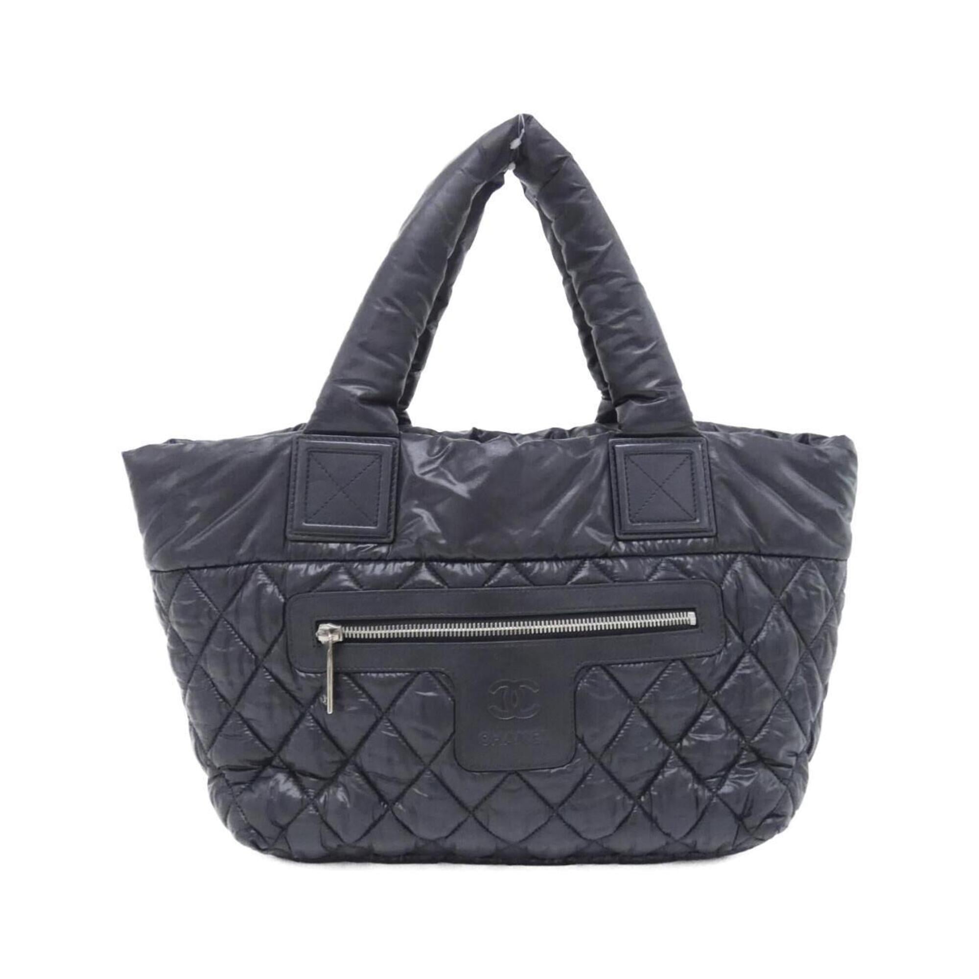 Chanel Black Nylon Handbag (Pre-Owned)