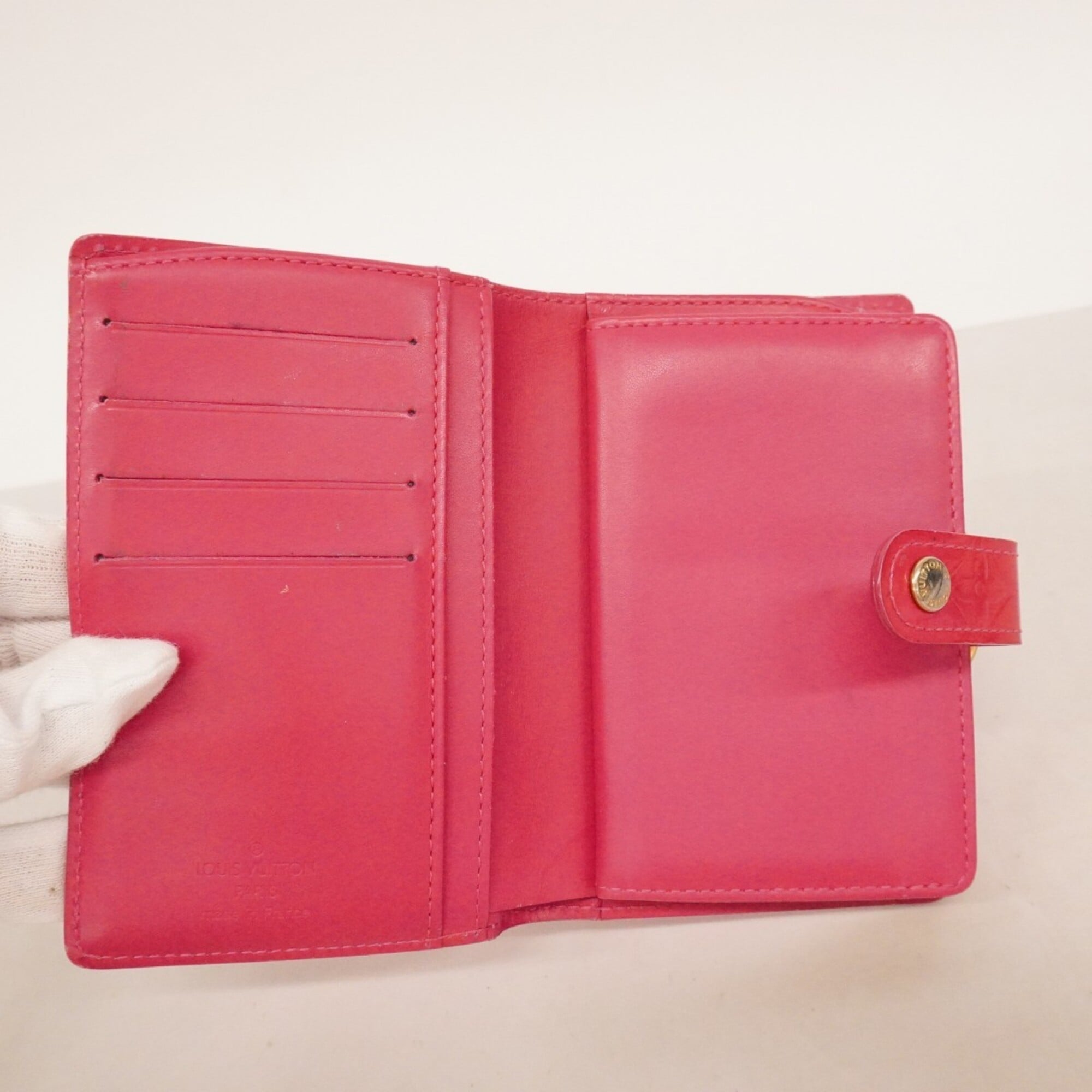 Louis Vuitton Fuchsia Pink Wallet (Bi-Fold) (Pre-Owned)