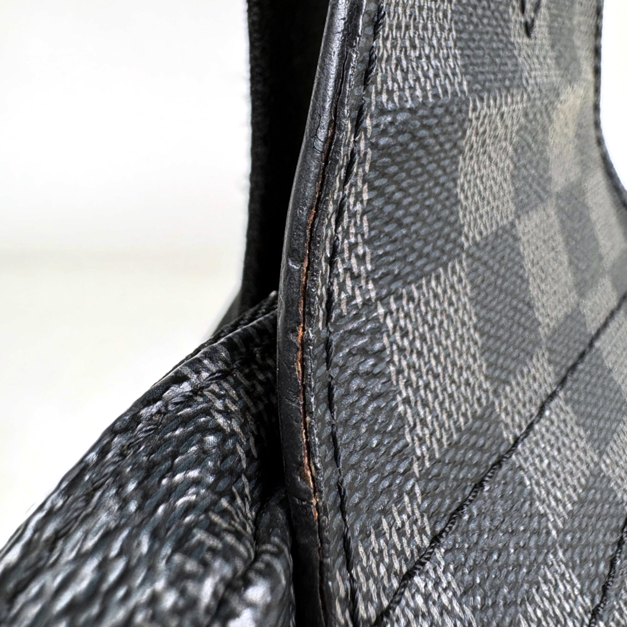 Louis Vuitton Noir Damier Graphite Shoulder Bag Sling Bag (Pre-Owned)