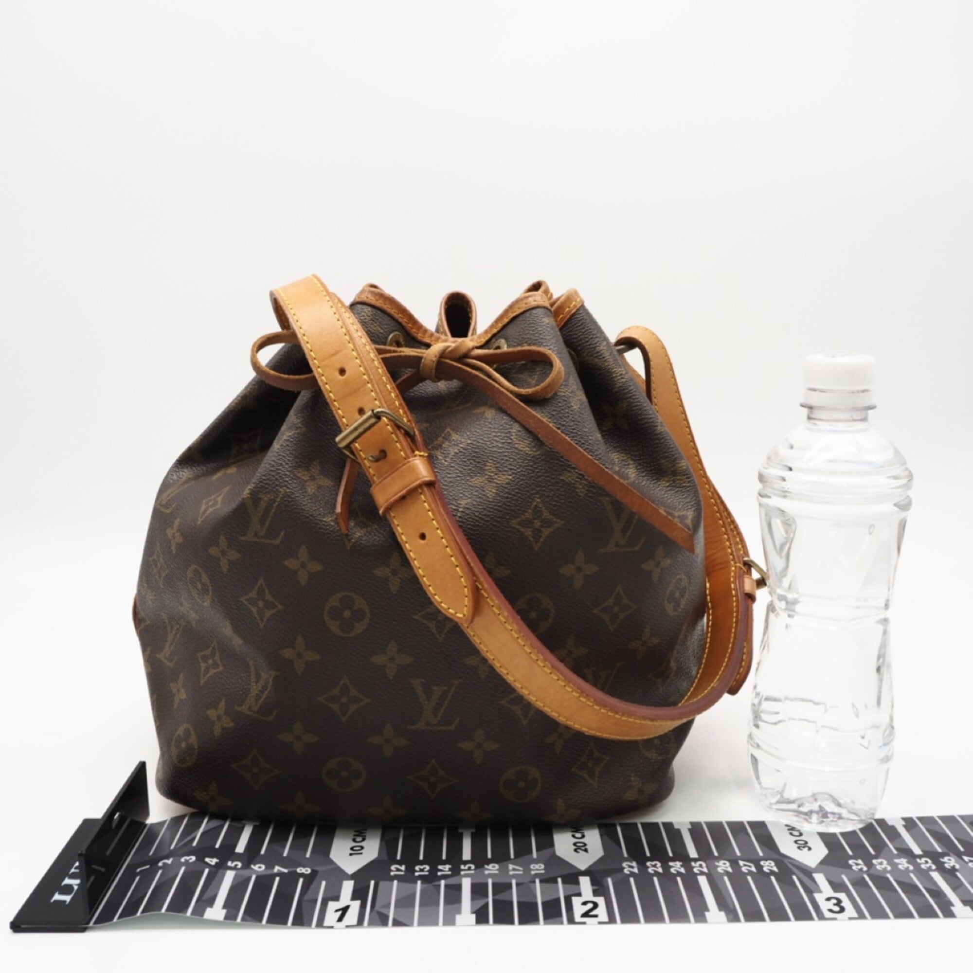 Louis Vuitton Brown Coated Canvas Leather Shoulder Bag (Pre-Owned)
