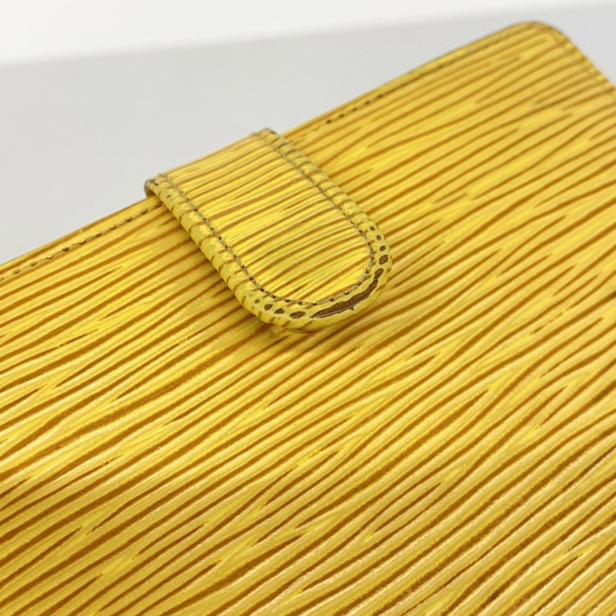 Louis Vuitton Jaune Wallet (Bi-Fold) (Pre-Owned)