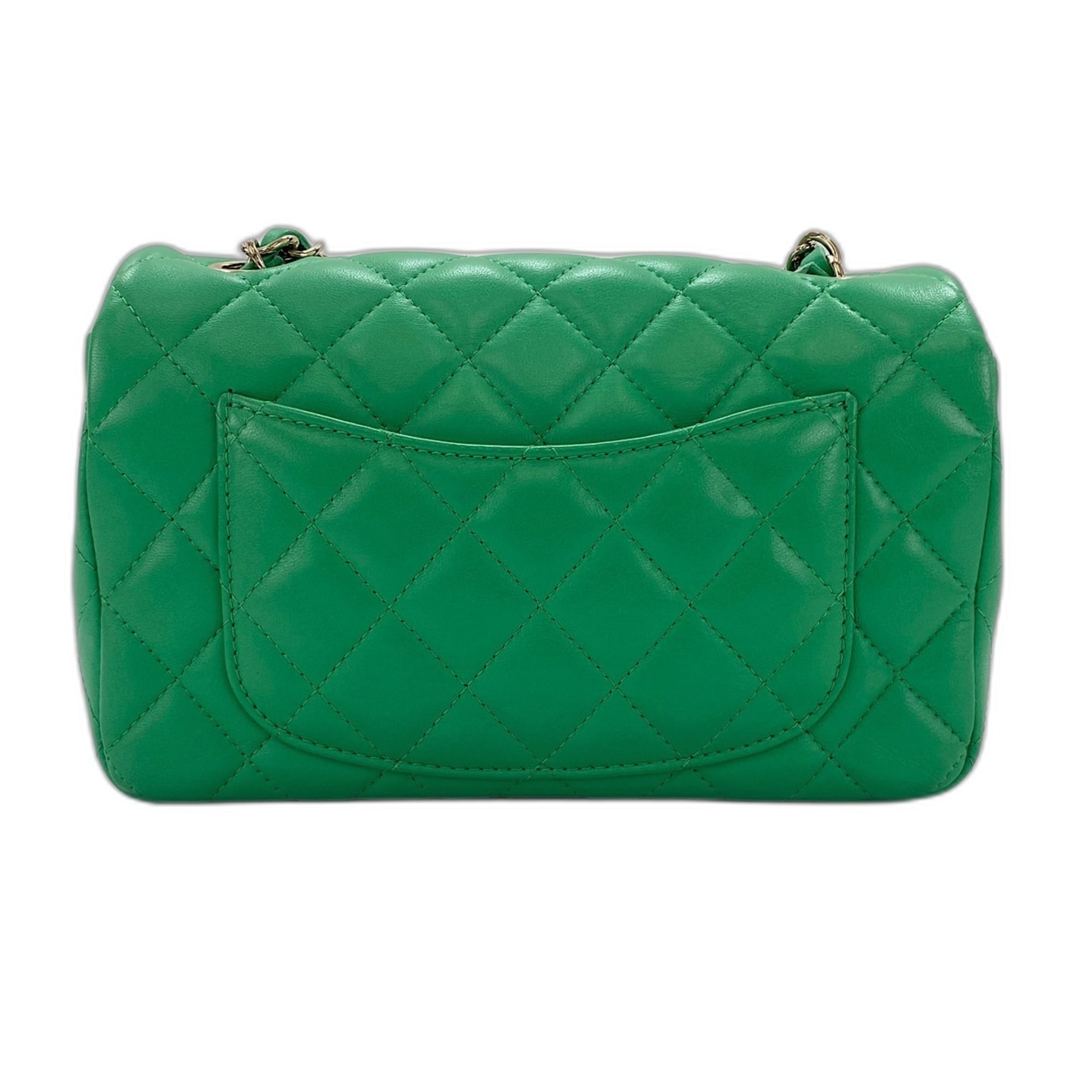 Chanel Green Shoulder Bag (Pre-Owned)