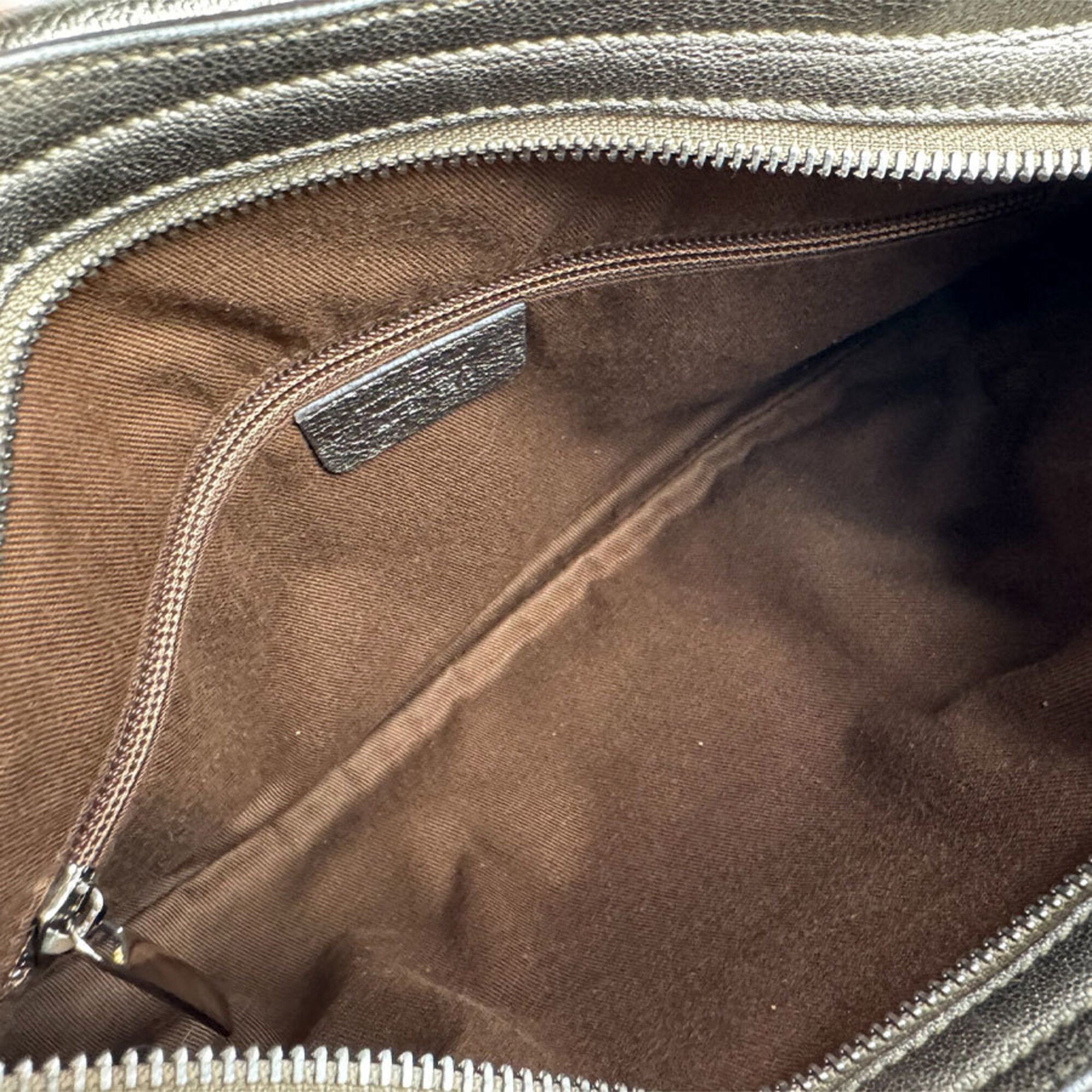 Salvatore Ferragamo Khaki Metallic Leather Handbag (Pre-Owned)