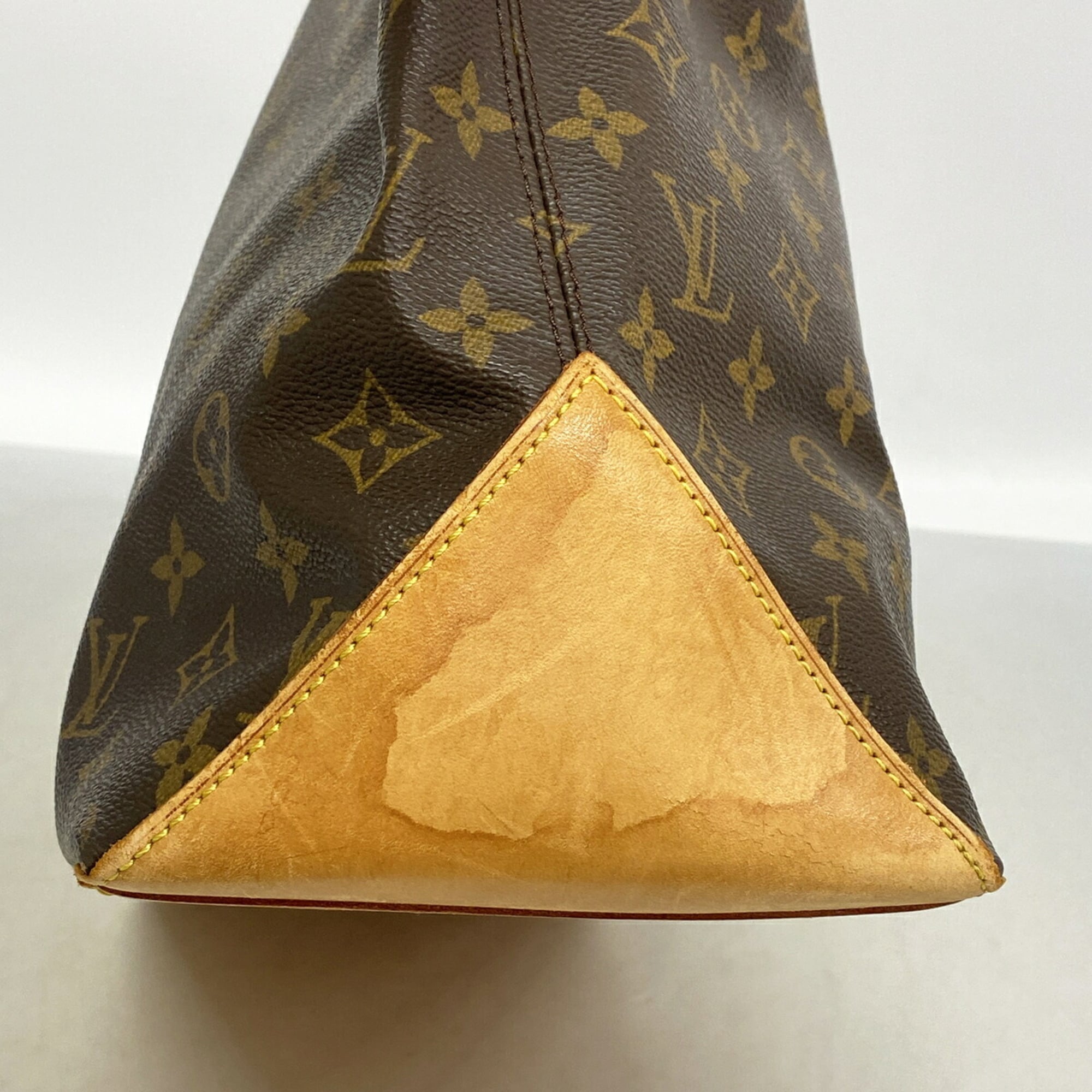 Louis Vuitton Brown Tote Bag (Pre-Owned)