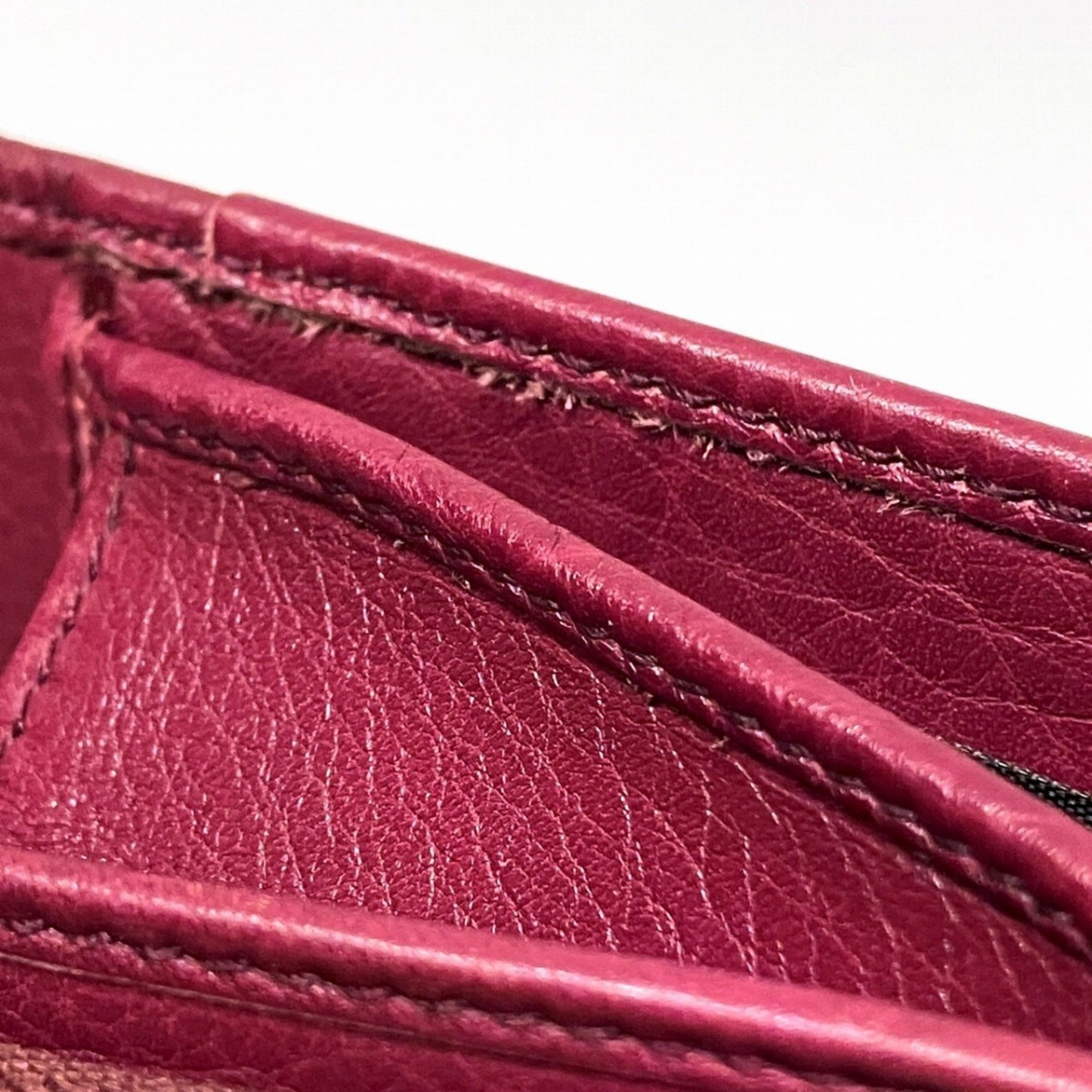 Gucci Bordeaux Leather Wallet (Tri-Fold) (Pre-Owned)