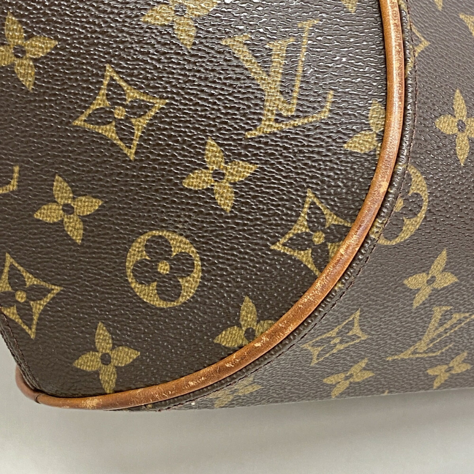 Louis Vuitton Brown Handbag (Pre-Owned)