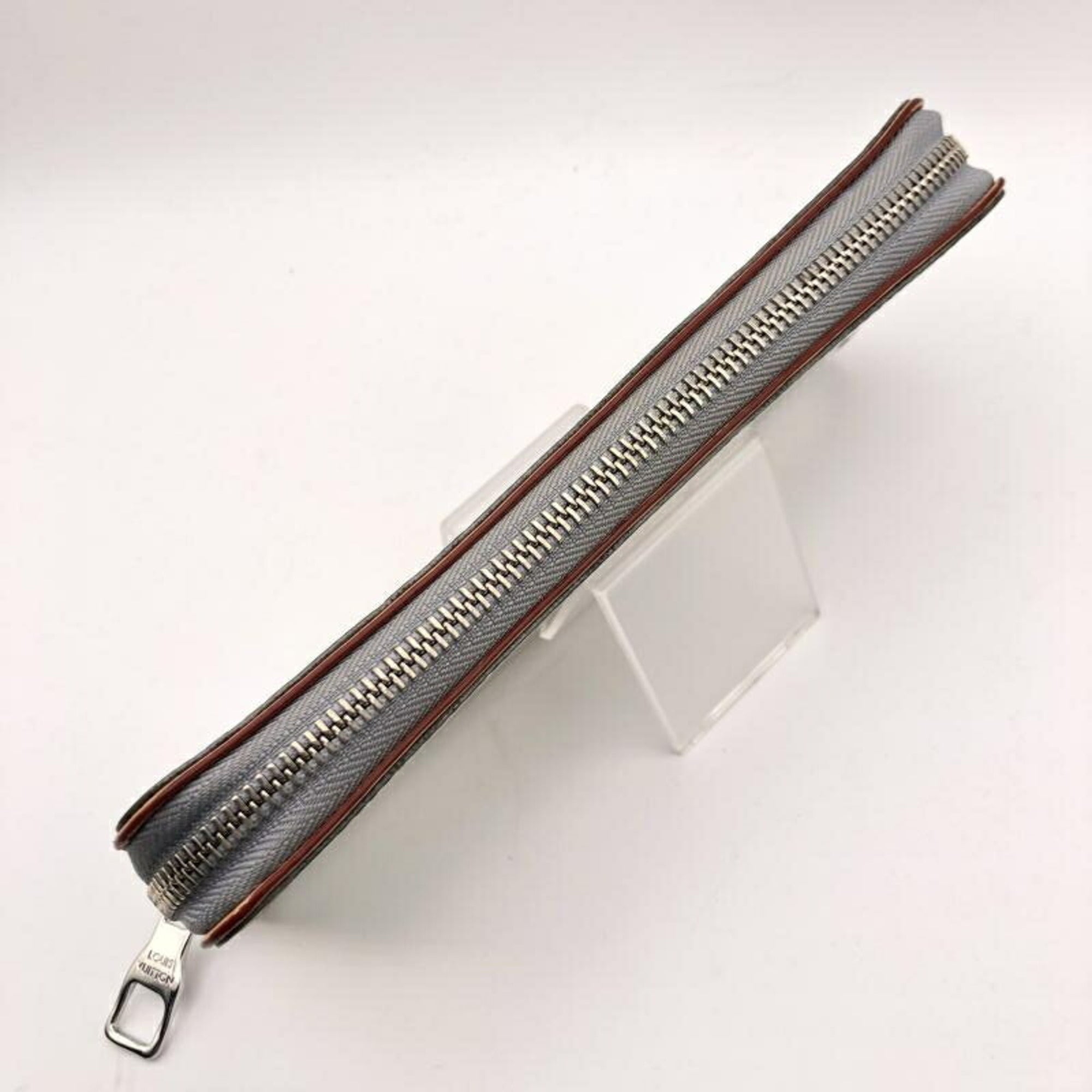 Louis Vuitton Silver Long Wallet (Bi-Fold) (Pre-Owned)