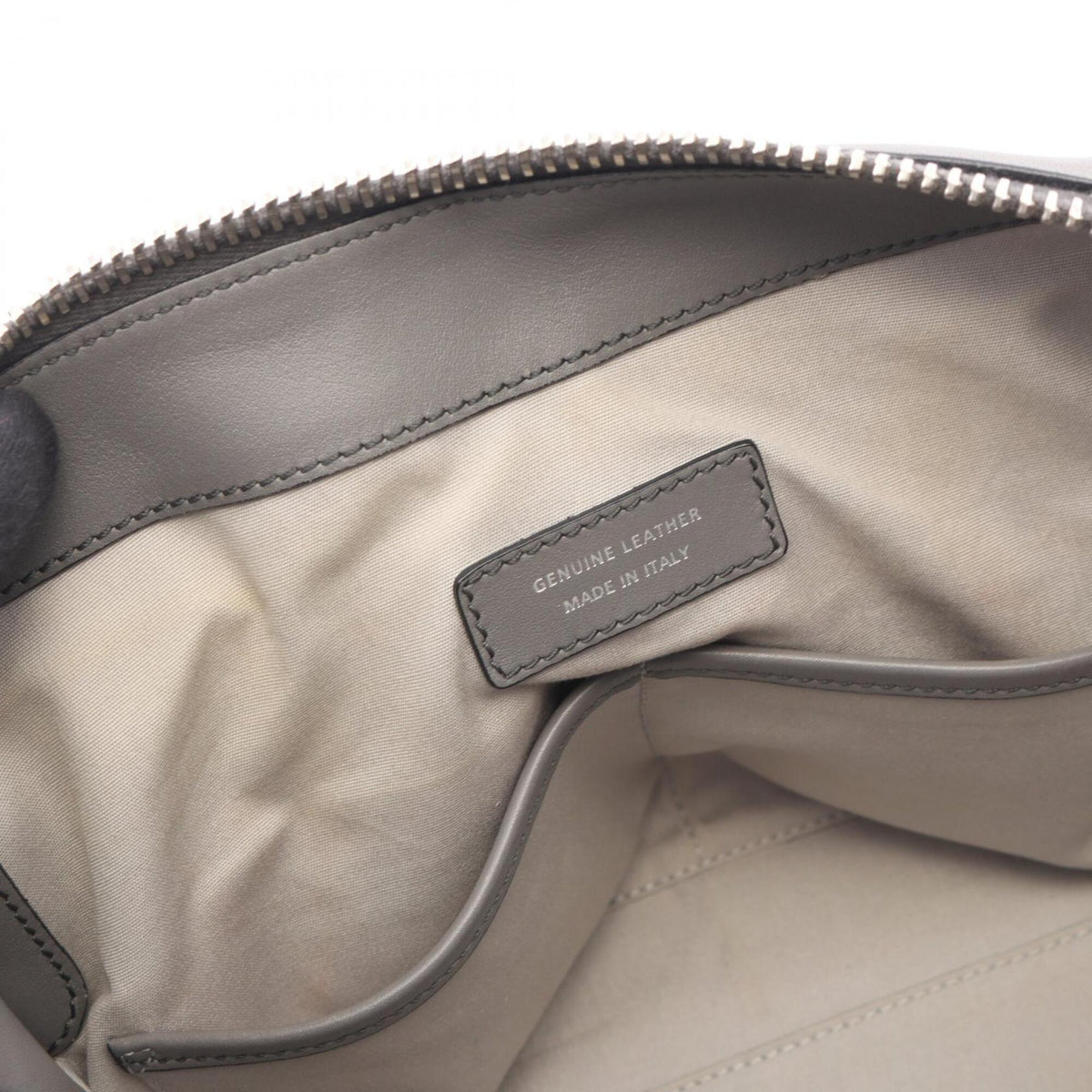 Tod's Gray Leather Handbag (Pre-Owned)