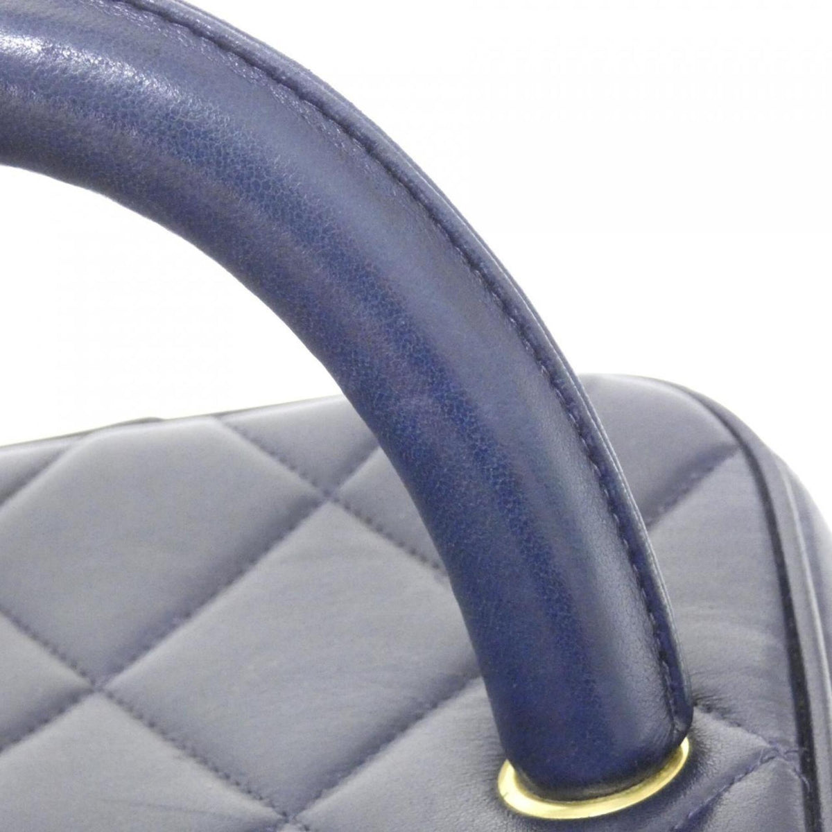 Chanel Navy Leather Handbag (Pre-Owned)