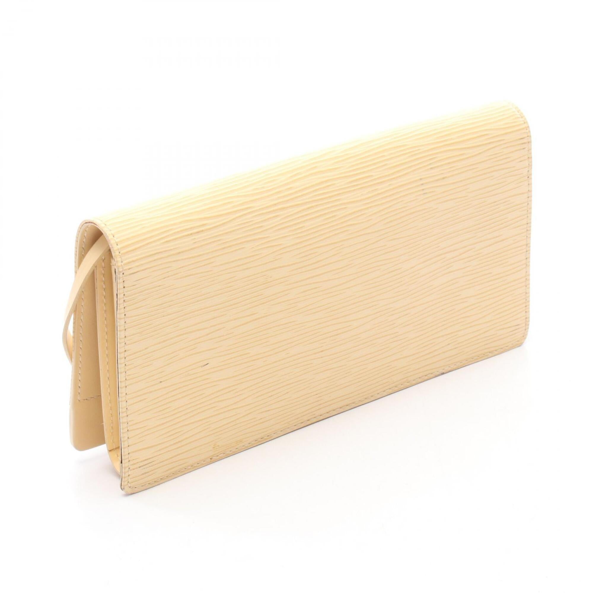 Louis Vuitton Ivory Epi Leather Handbag Shoulder Bag (Pre-Owned)