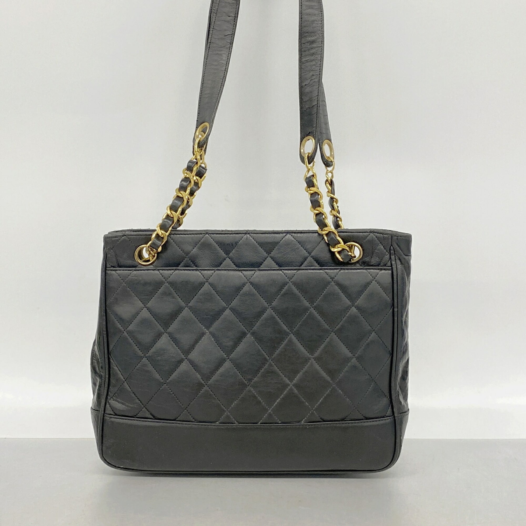 Chanel Black Leather Tote Bag (Pre-Owned)