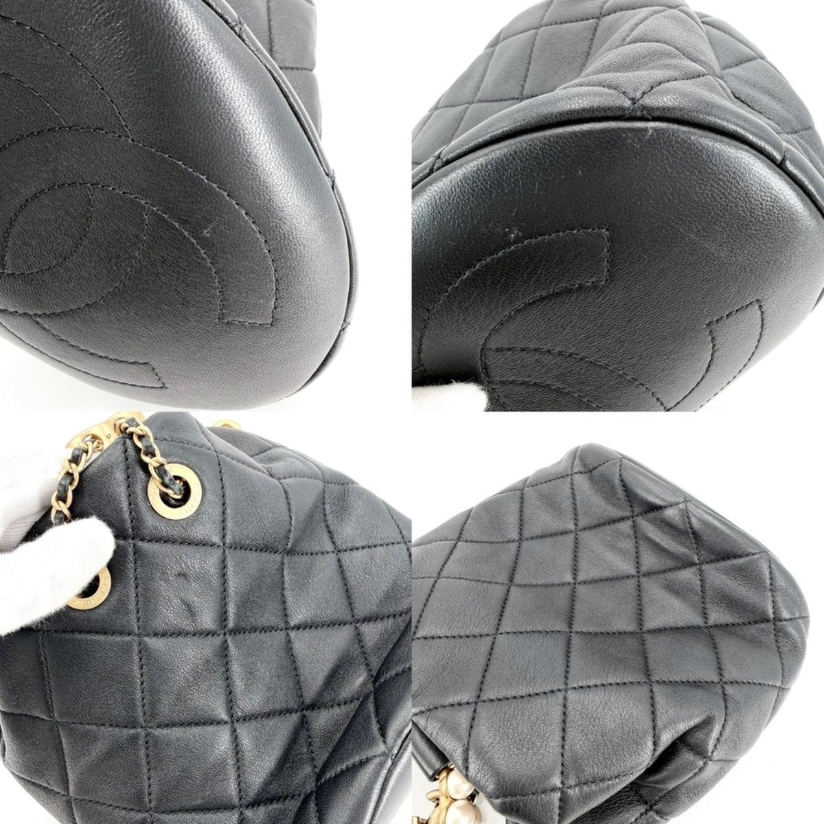 Chanel Black White Leather Handbag (Pre-Owned)