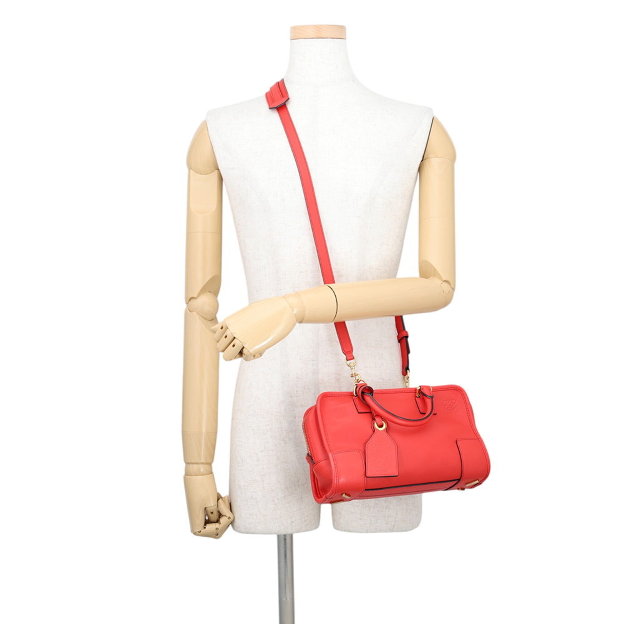 Loewe Amazona Red Color Leather Handbag Shoulder Bag (Pre-Owned)