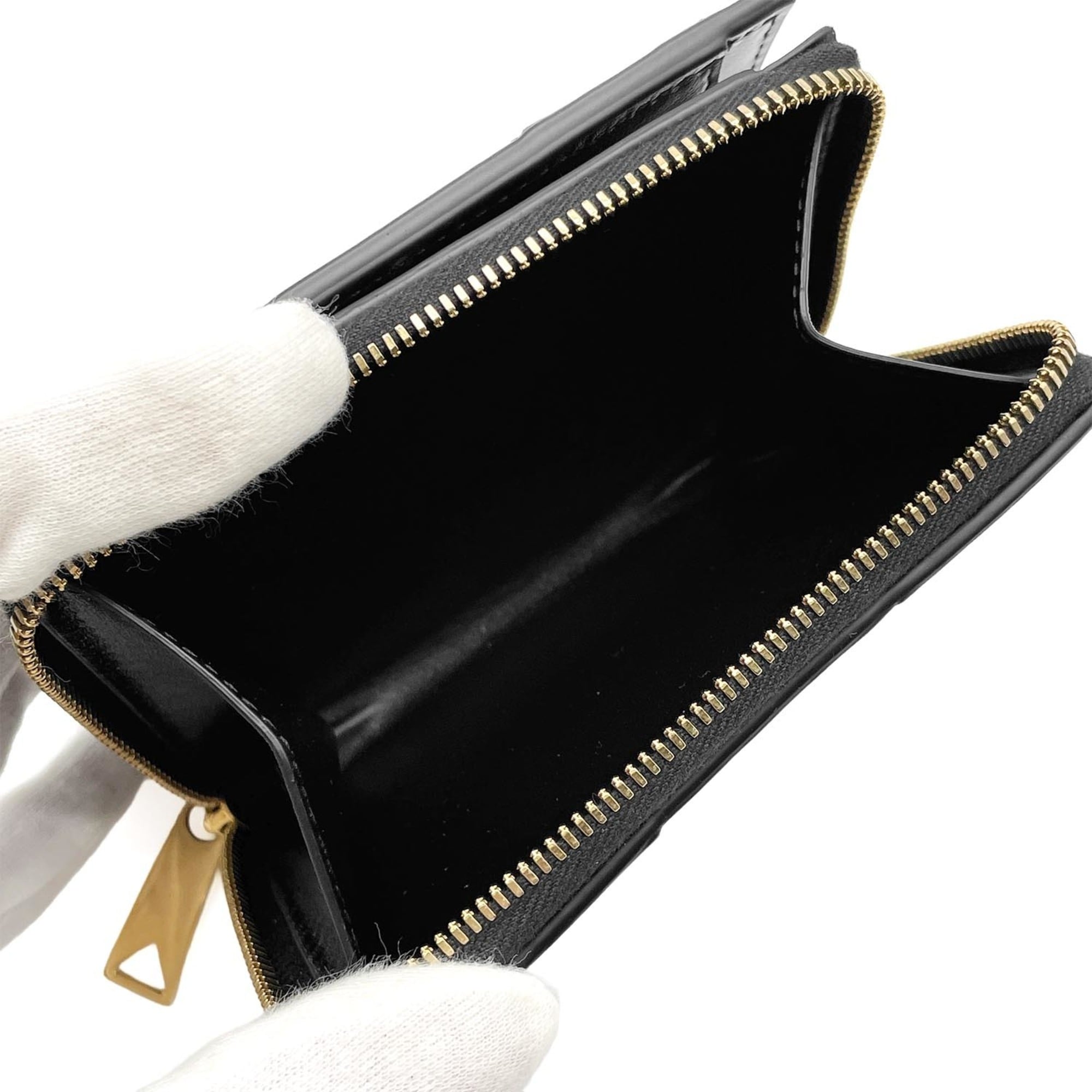 Bottega Veneta Gold Black Leather Wallet (Bi-Fold) (Pre-Owned)