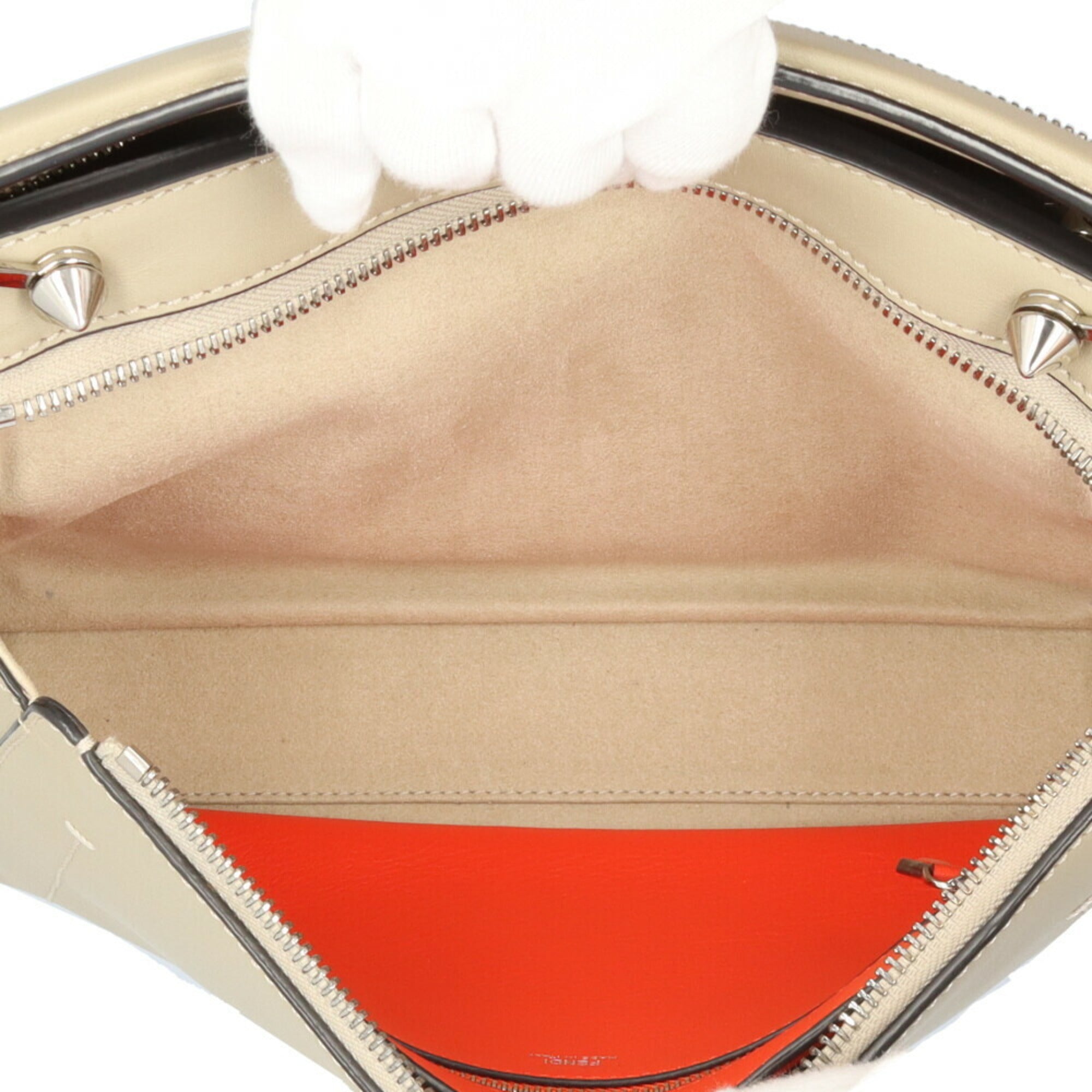 Fendi Dotcom Beige Leather Shoulder Bag (Pre-Owned)