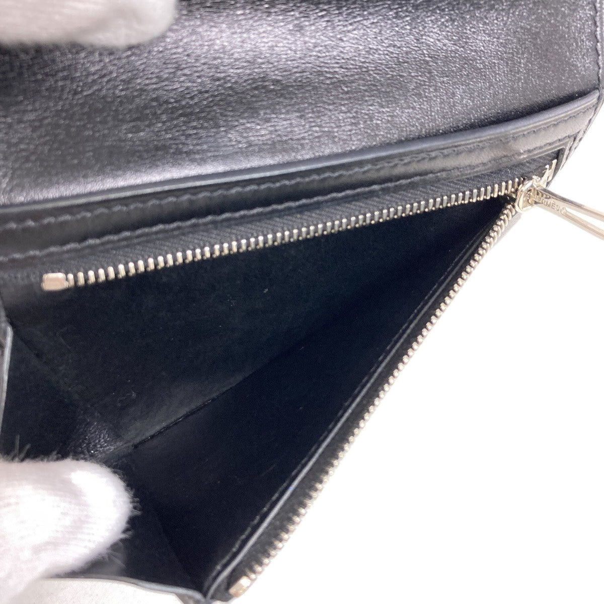 Hermes Black Box Calf Leather Wallet (Bi-Fold) (Pre-Owned)