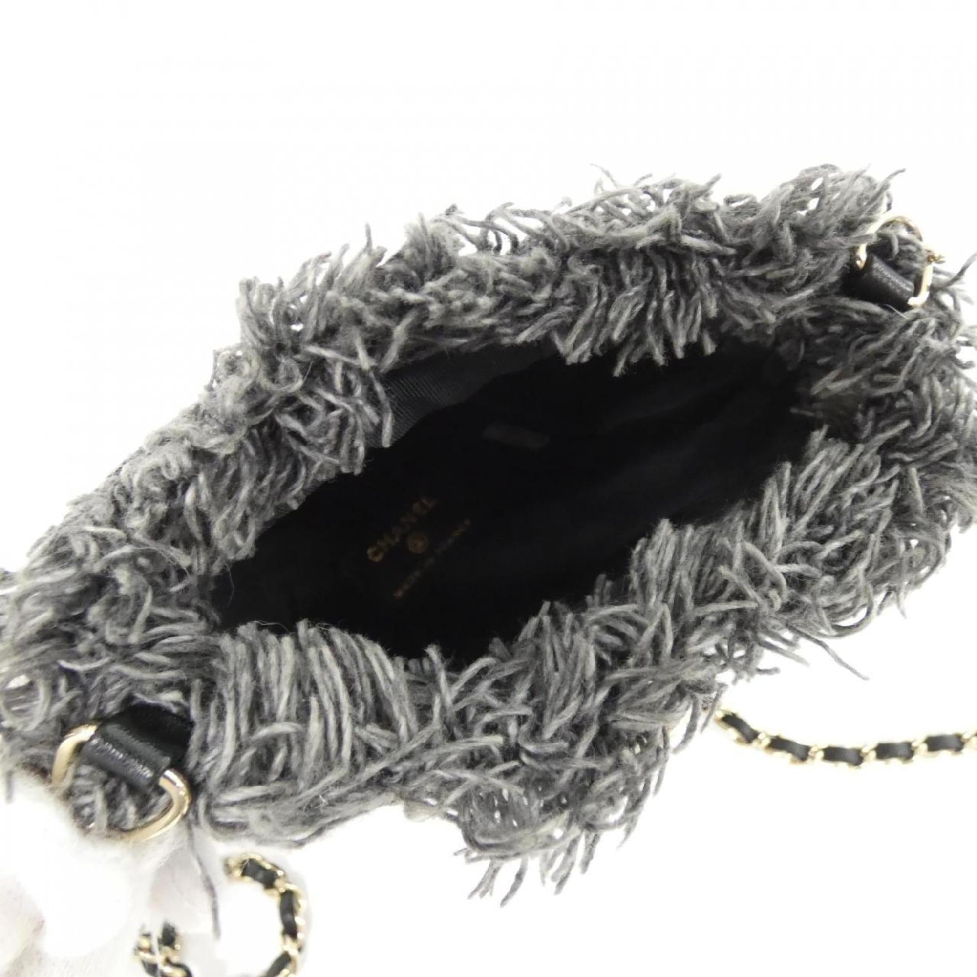 Chanel Black Shoulder Bag (Pre-Owned)