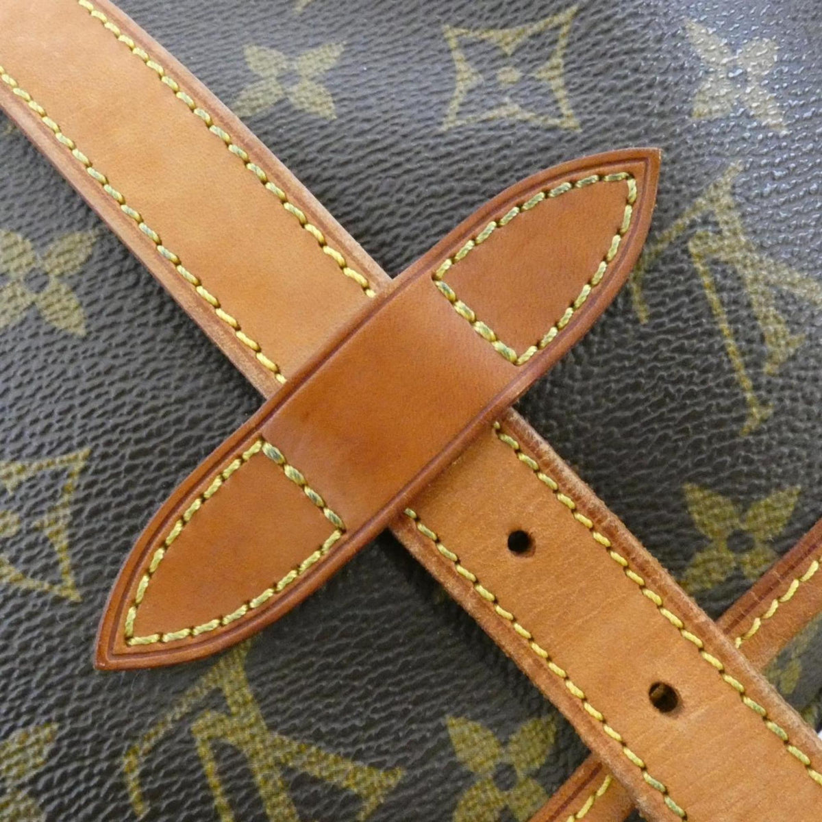 Louis Vuitton Brown Coated Canvas Shoulder Bag (Pre-Owned)