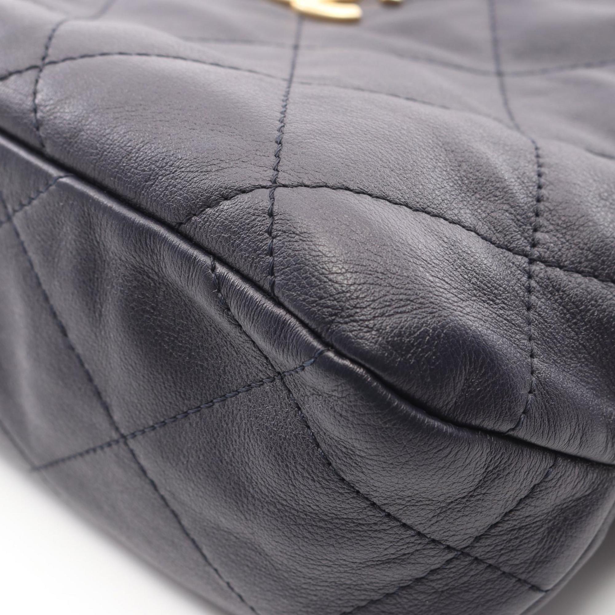 Chanel Navy Leather Handbag Shoulder Bag (Pre-Owned)
