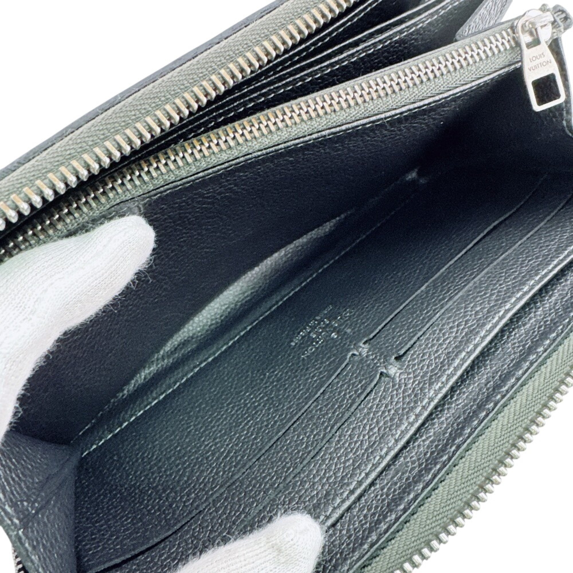 Louis Vuitton Monogram Empreinte Black Leather Long Wallet (Bi-Fold) (Pre-Owned)