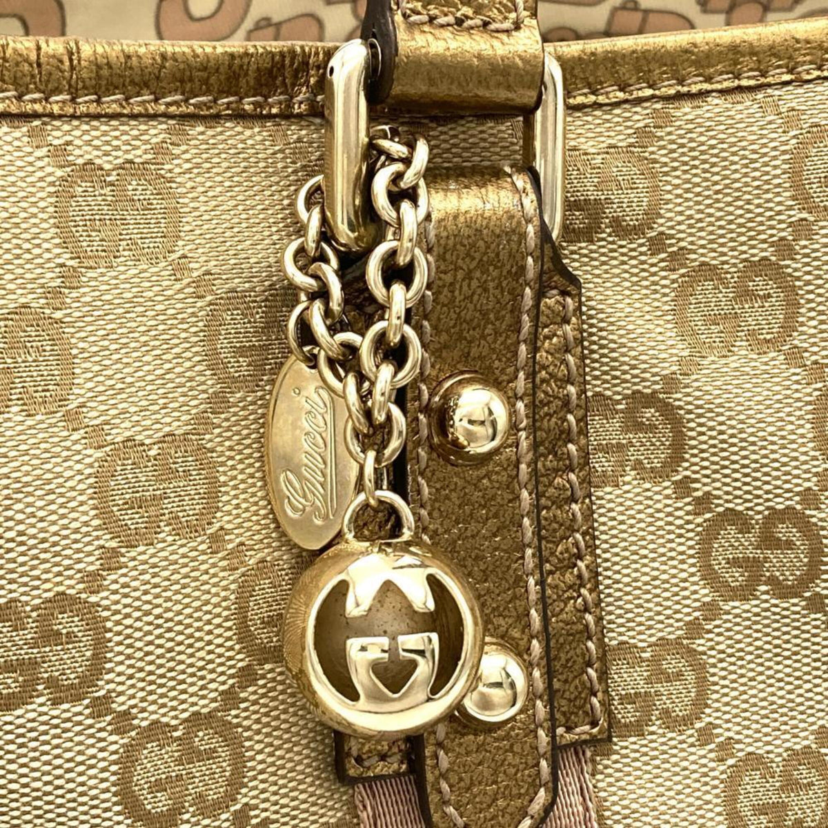 Gucci Beige Gg Canvas Tote Bag (Pre-Owned)
