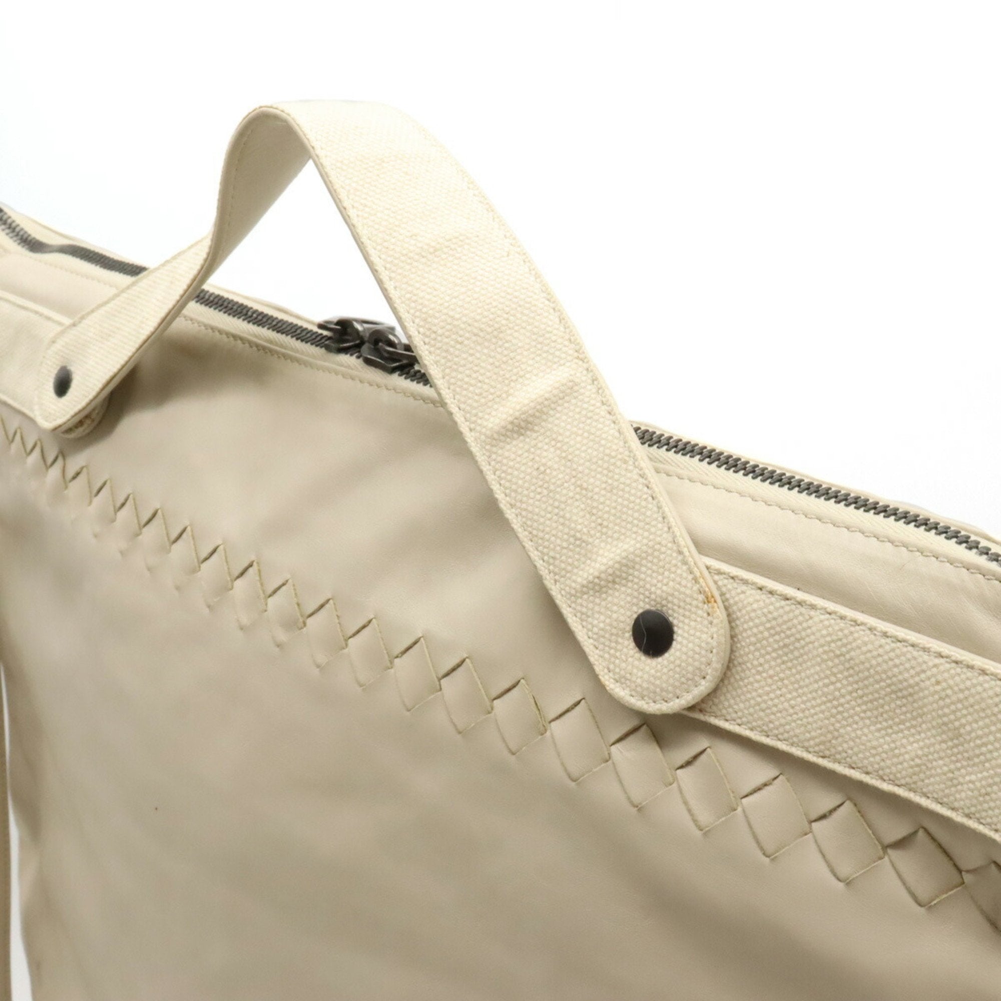 Bottega Veneta Ivory Leather Handbag Shoulder Bag (Pre-Owned)