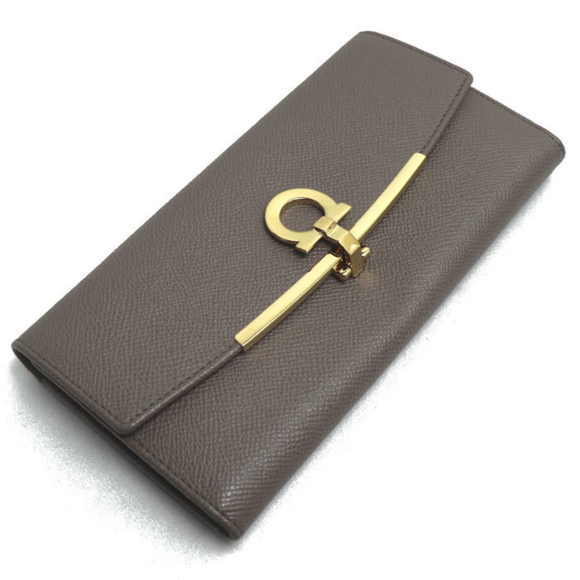 Salvatore Ferragamo Gray Leather Coin Purse/Coin Case (Pre-Owned)