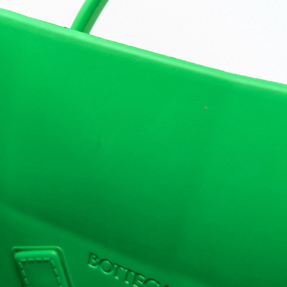 Bottega Veneta Green Rubber Handbag (Pre-Owned)