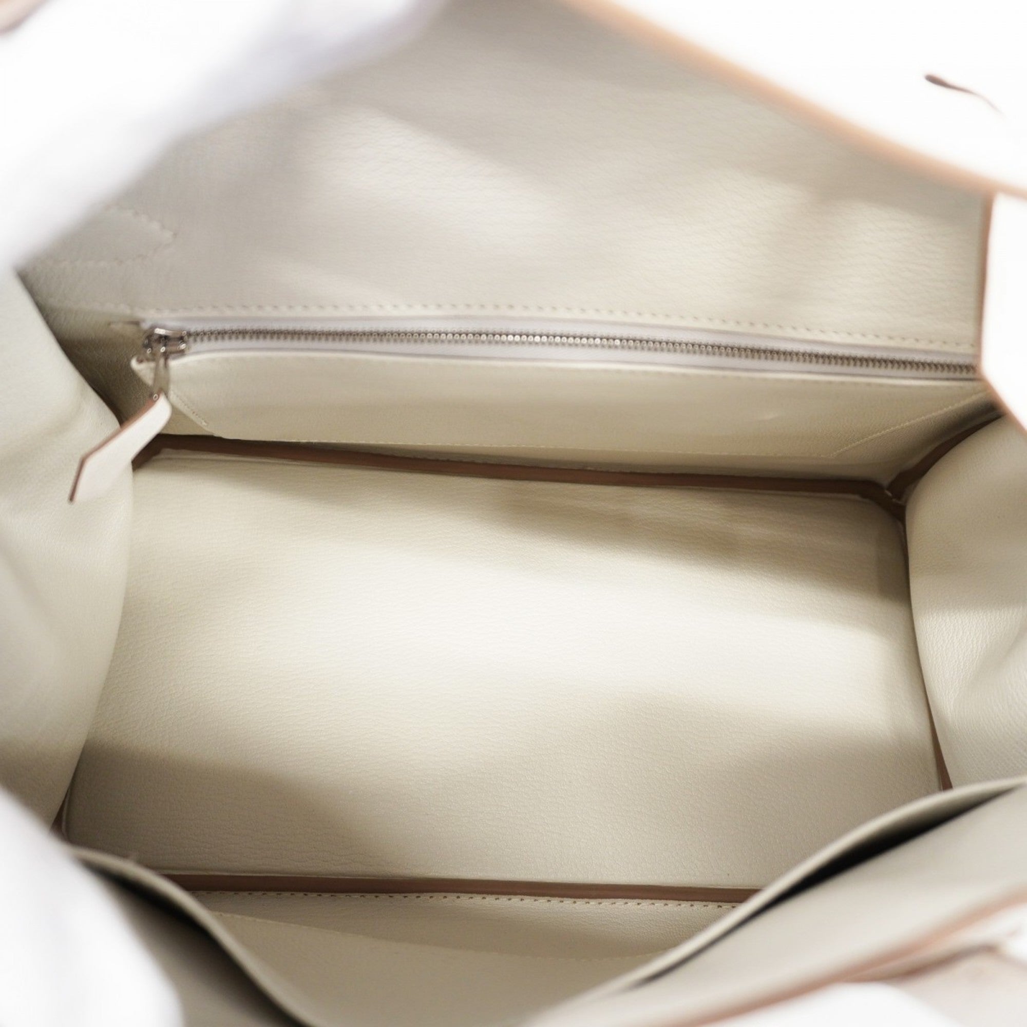 Hermes Silver Epsom Leather Handbag (Pre-Owned)