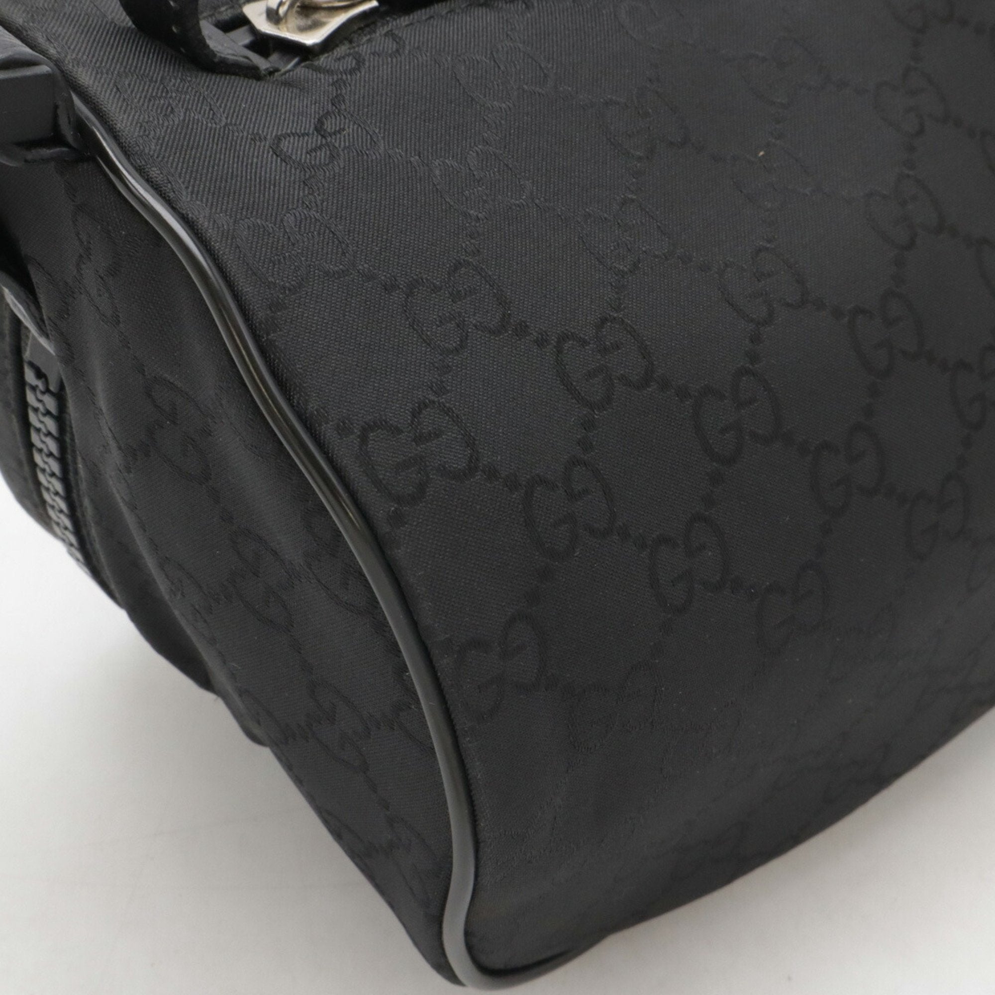 Gucci Black Nylon Leather Shoulder Bag Sling Bag (Pre-Owned)