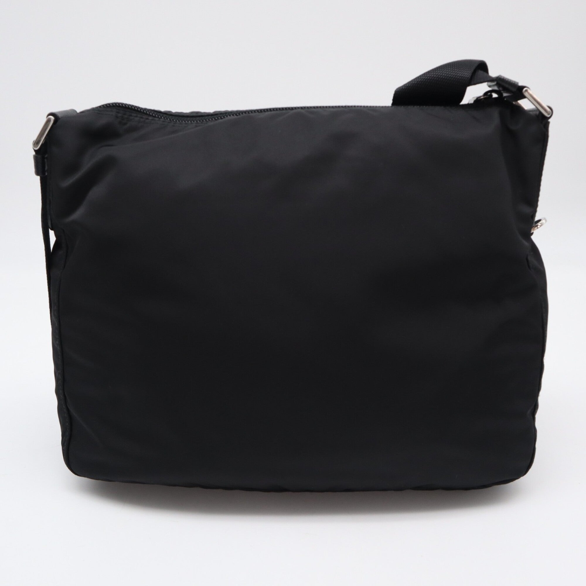 Prada Black Nylon Shoulder Bag (Pre-Owned)