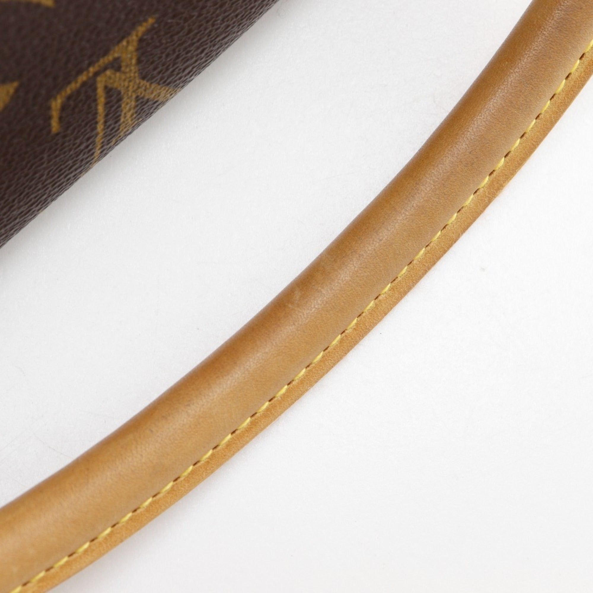 Louis Vuitton Brown Monogram Canvas Shoulder Bag (Pre-Owned)