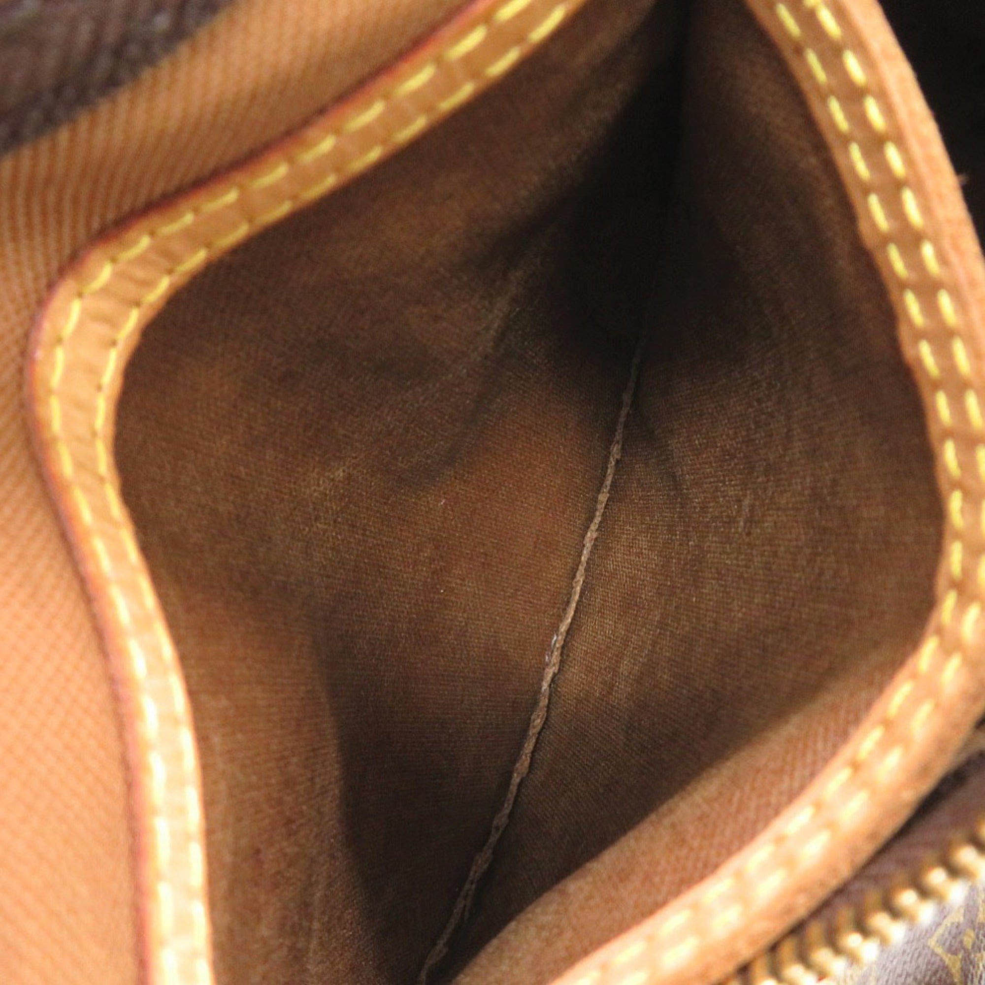 Louis Vuitton Brown Monogram Monogram Handbag (Pre-Owned)