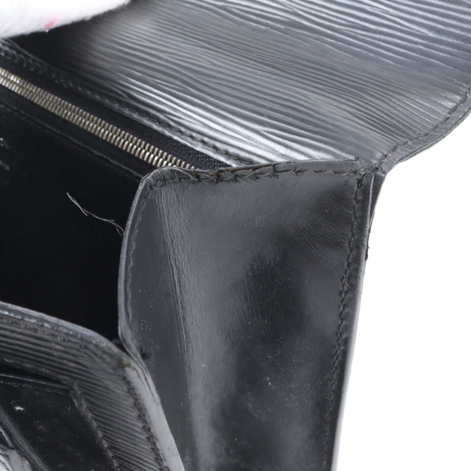 Louis Vuitton Noir Leather Handbag Pochette Pouch (Pre-Owned)
