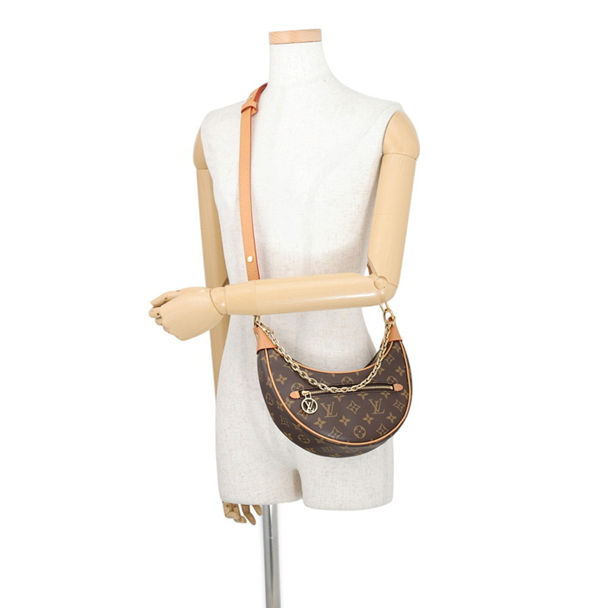 Louis Vuitton Monogram Beige Monogram Shoulder Bag (Pre-Owned)
