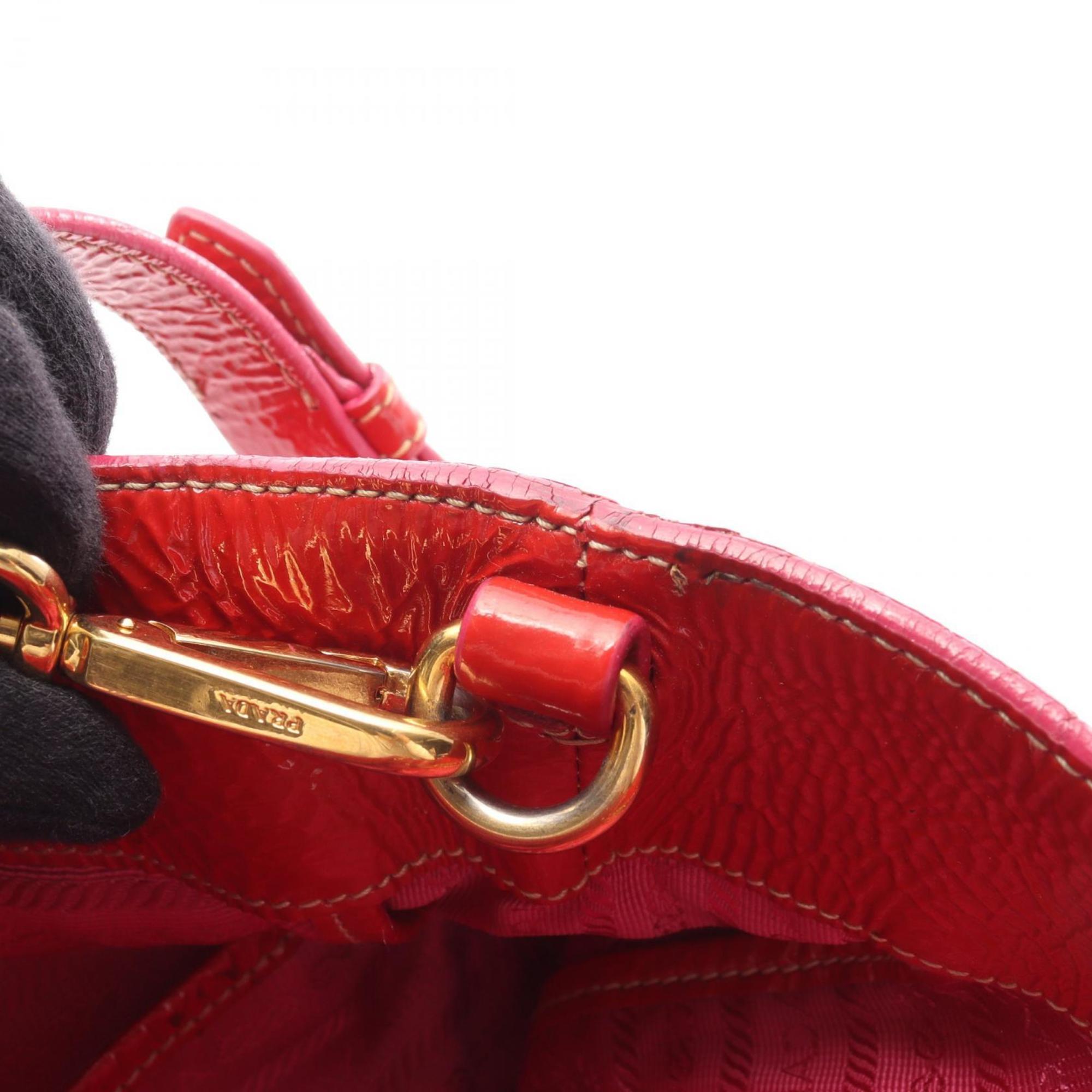 Prada Red Color Patent Leather Handbag Tote Bag (Pre-Owned)