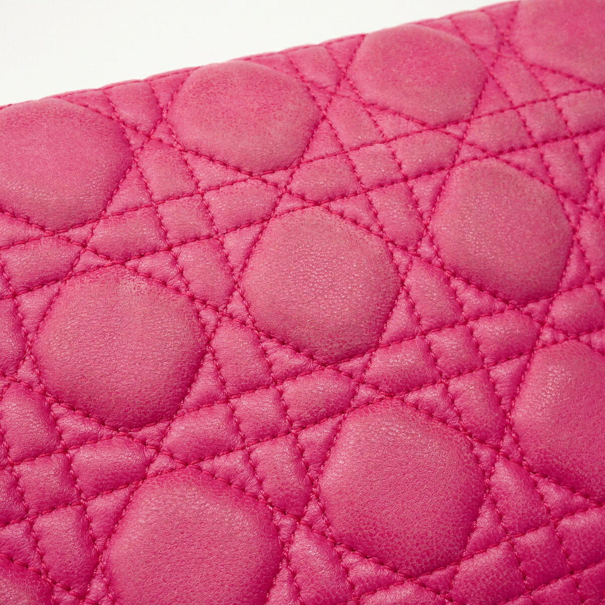 Christian Dior Pink Leather Shoulder Bag (Pre-Owned)
