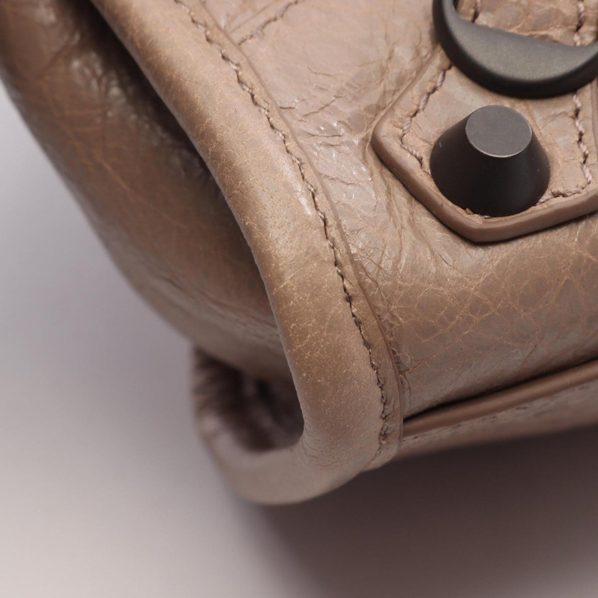 Balenciaga Beige Leather Handbag (Pre-Owned)