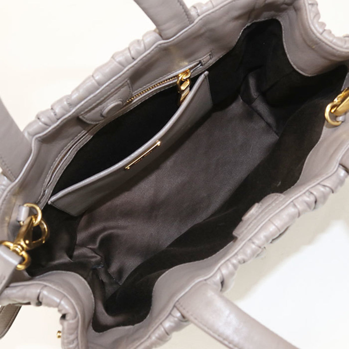 Miu Miu Gray Leather Tote Bag (Pre-Owned)