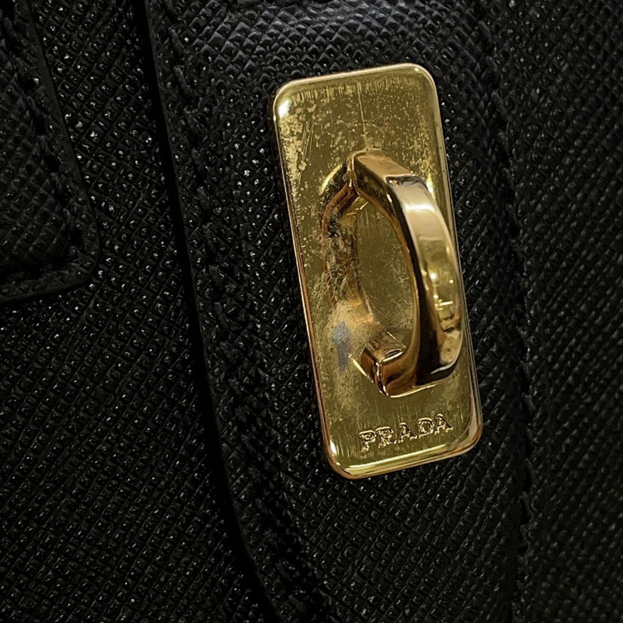 Prada Black Leather Boston Bag Handbag (Pre-Owned)